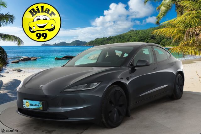 TESLA MODEL 3 2024