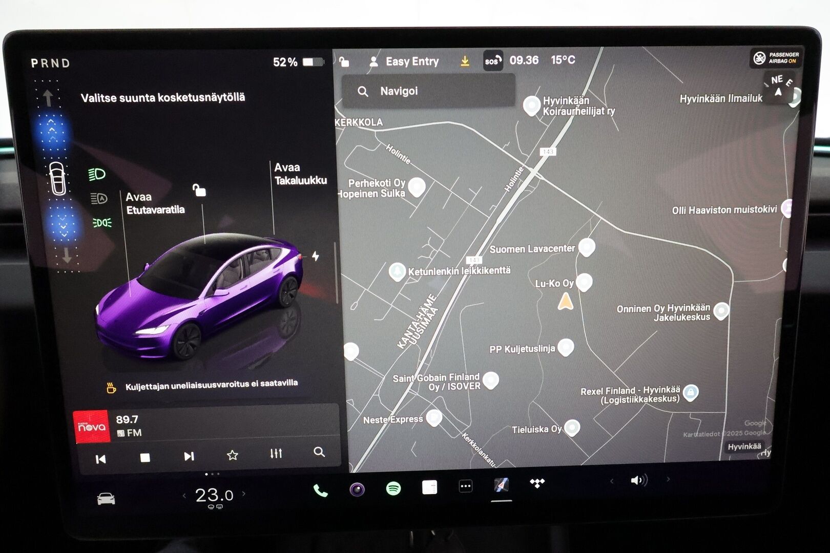 TESLA MODEL 3 2024 Long Range AWD **Lämpöpumppu / Koukku / Adapt.Vakkari / Matrix-LED / P.kamera / Ilmastoitu Muistipenkki / Lasikatto** - 3,99 % KORKOTARJOUS TÄHÄN AUTOON - Kahdet Renkaat