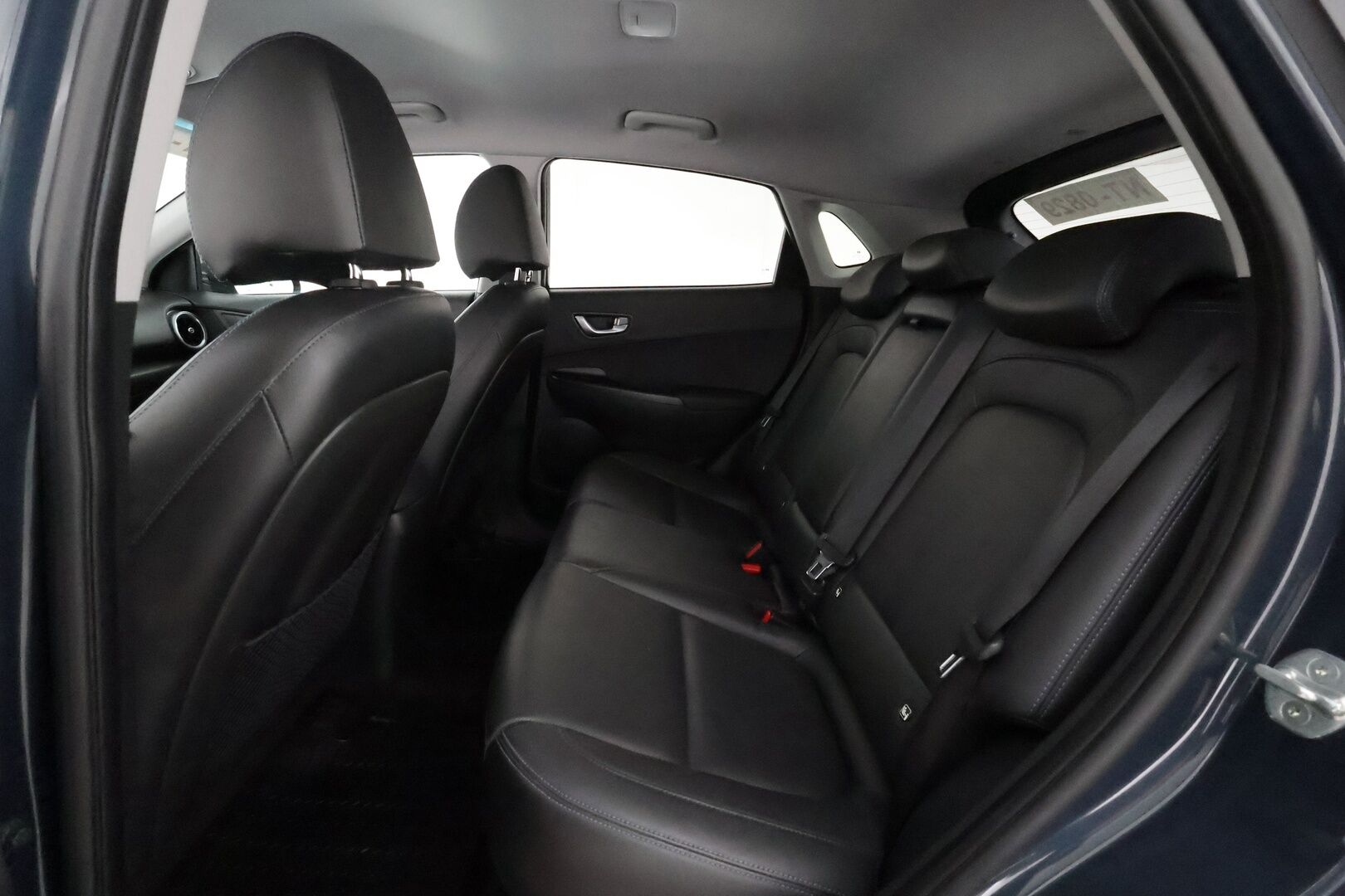 HYUNDAI KONA ELECTRIC 2021 64 kWh 204 hv Premium Prime - Adapt.Vakkari / HUD / Krell Premium Audio / Ilmastoidut Nahat / Peruutuskamera / Ratinlämmitys / Apple&Android / Lisälämmitin!