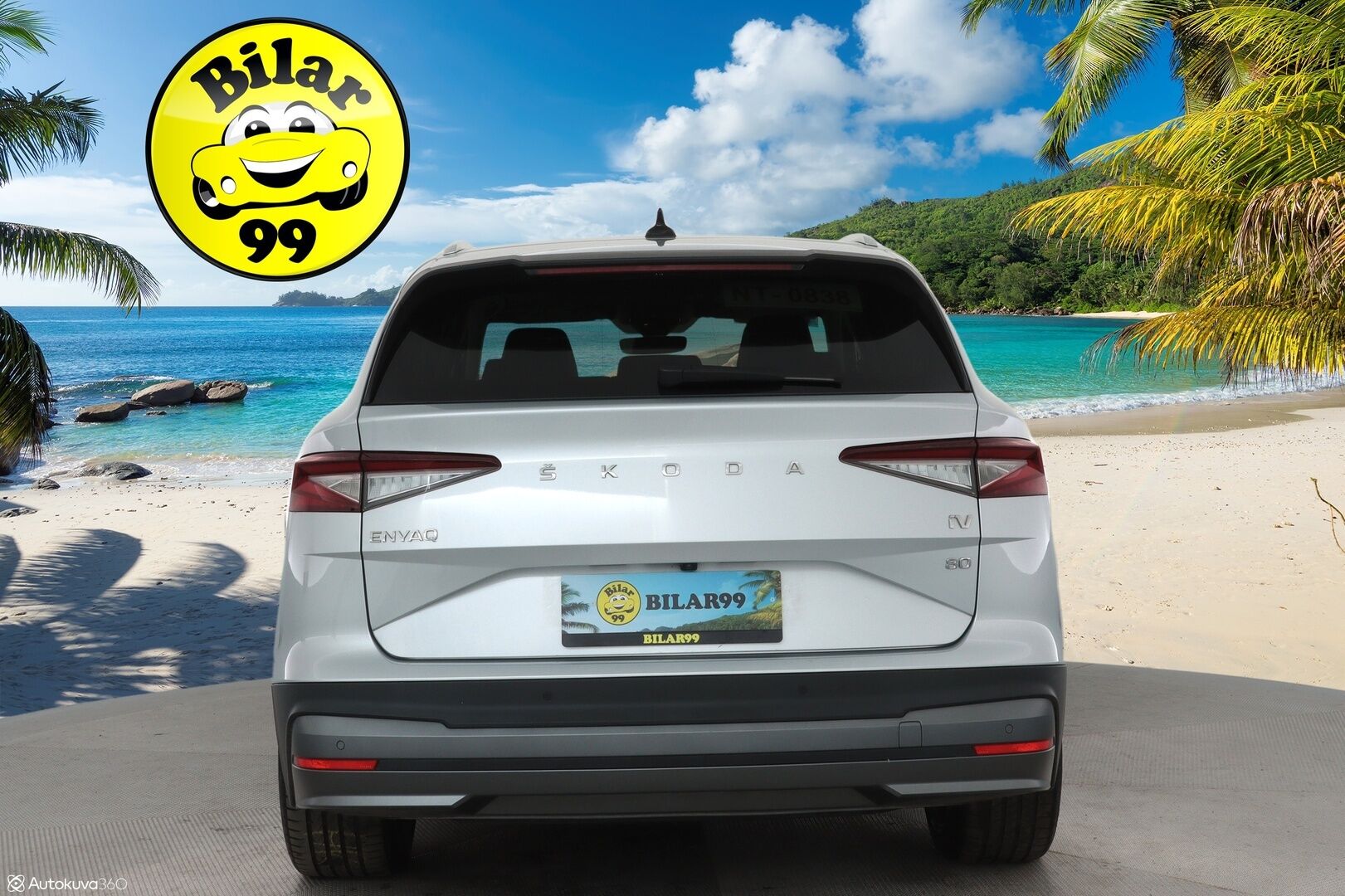 SKODA ENYAQ 2022 iV80 *Panorama / Lämpöpumppu / Koukku / ACC / Matrix-LED / Hierova Muistipenkki / Kamera / Navi* - SoH 94,68 % / kahdet renkaat vanteilla / Huippusiisti!