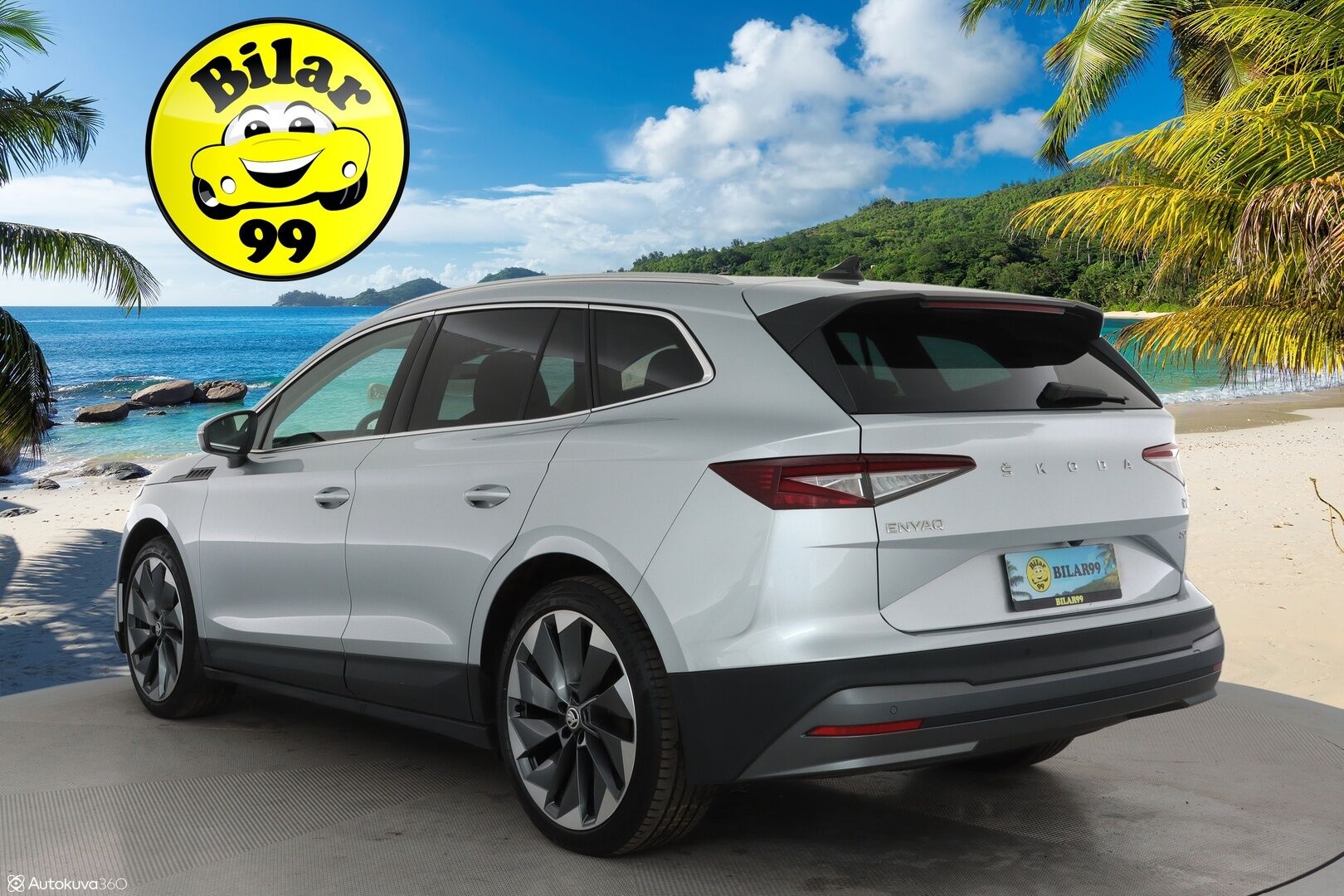 SKODA ENYAQ 2022 iV80 *Panorama / Lämpöpumppu / Koukku / ACC / Matrix-LED / Hierova Muistipenkki / Kamera / Navi* - SoH 94,68 % / kahdet renkaat vanteilla / Huippusiisti!