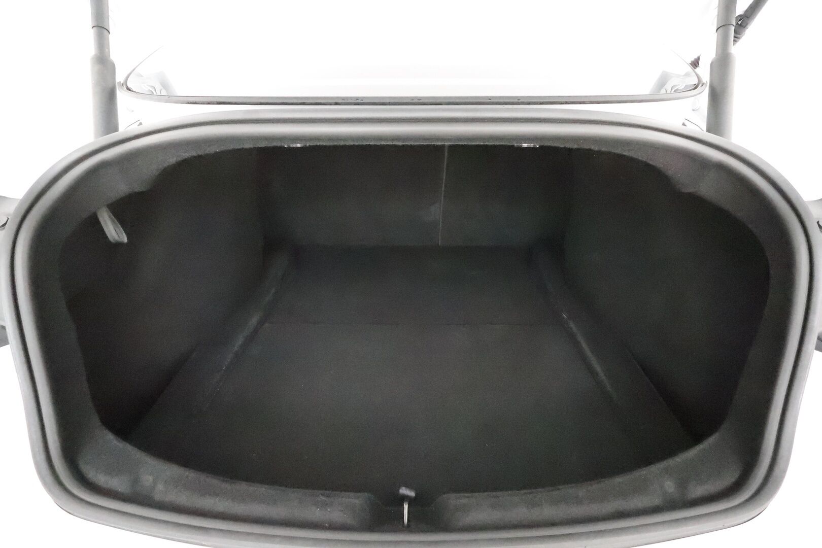 TESLA MODEL 3 2024 Long Range **Lämpöpumppu / Lasikatto / Adapt.Vakkari / Matrix-LED / P.Kamera / Ilmastoidut nahat / Navi / Kaistavahti** - 3,99 % KORKOTARJOUS TÄHÄN AUTOON - Premium Audio / 2x Renkaat