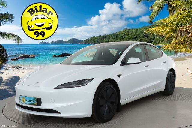TESLA MODEL 3 2024