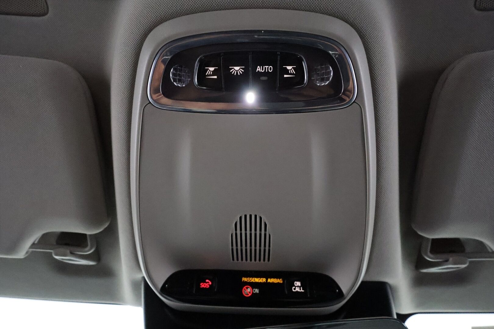 Volvo V90 2020 D4 Momentum aut. **Webasto / Adapt.Vakkari / P.Kamera / LED-valot / Nahkaverhoilu / Navi / Kaistavahti / KeylessGO** - Goodyear kesärenkaat / Jakopää tehty /  iso perheauto!