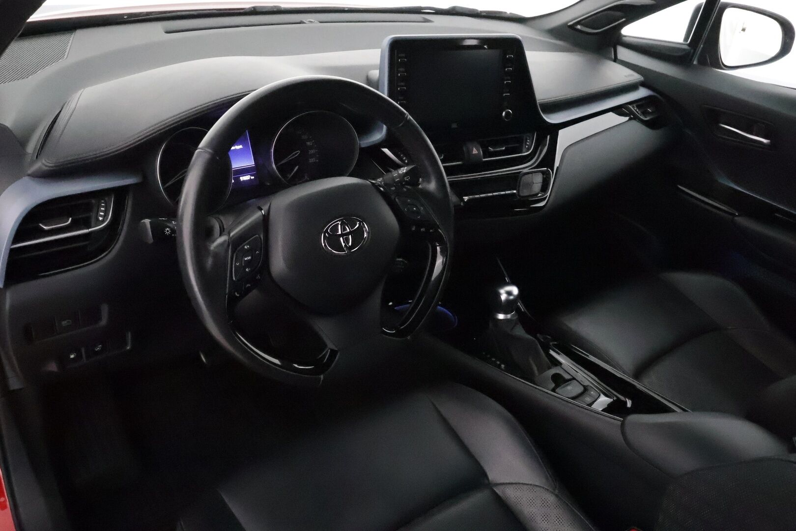 TOYOTA C-HR 2020 1.8 Hybrid Active Edition **JBL / Adapt.Vakkari / Bi-LED / P.Kamera / Kaistavahti / Nahkaverhoilu / KeylessGO** - Merkkihuollettu!