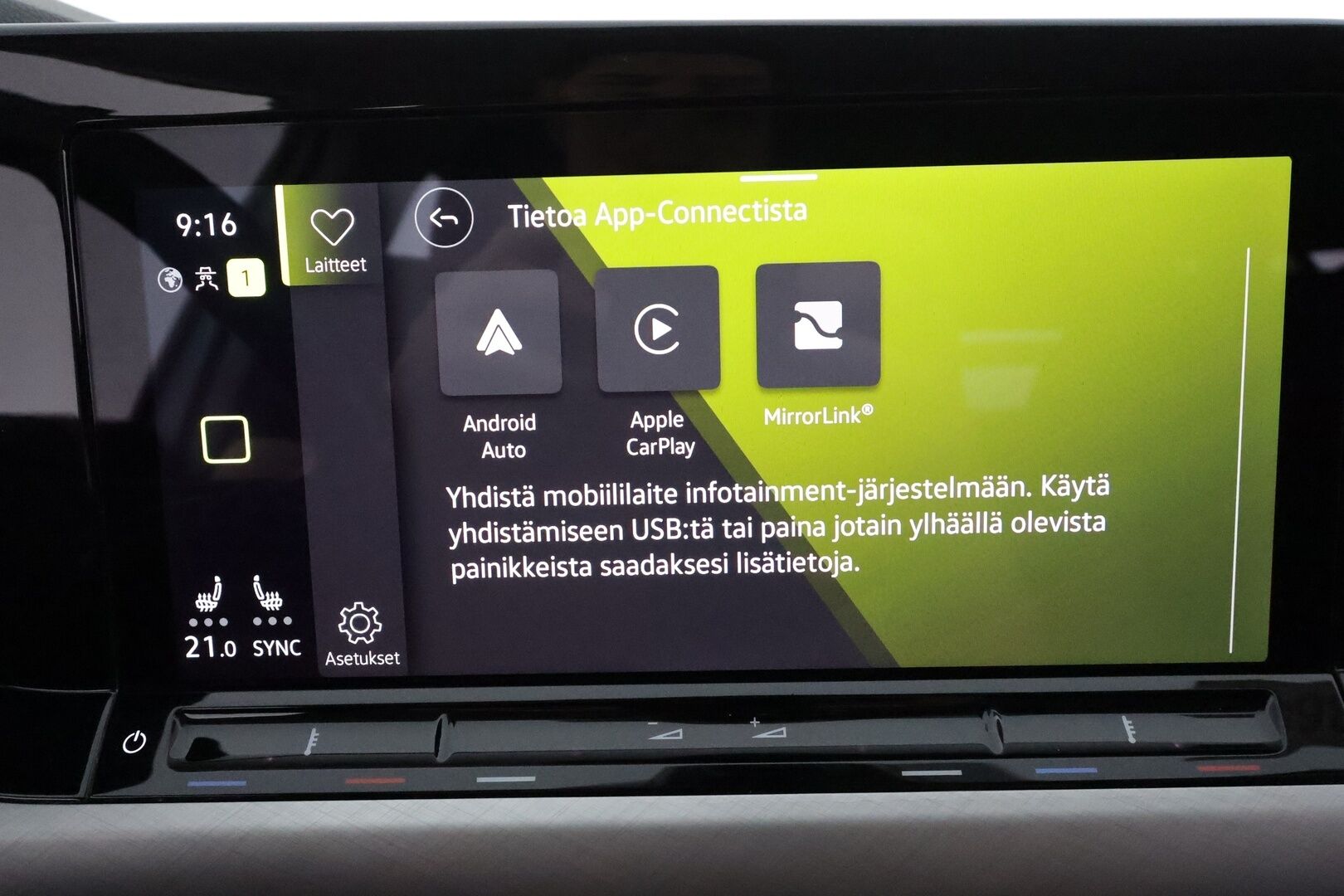 VOLKSWAGEN GOLF 2022 Variant Alltrack 2,0 TSI 140 kW 4MOTION DSG **Webasto / Koukku / Adapt.Vakkari / LED-valot / P.Kamera / Kaistavahti** - Facelift / Kahdet Renkaat / Talvipaketti