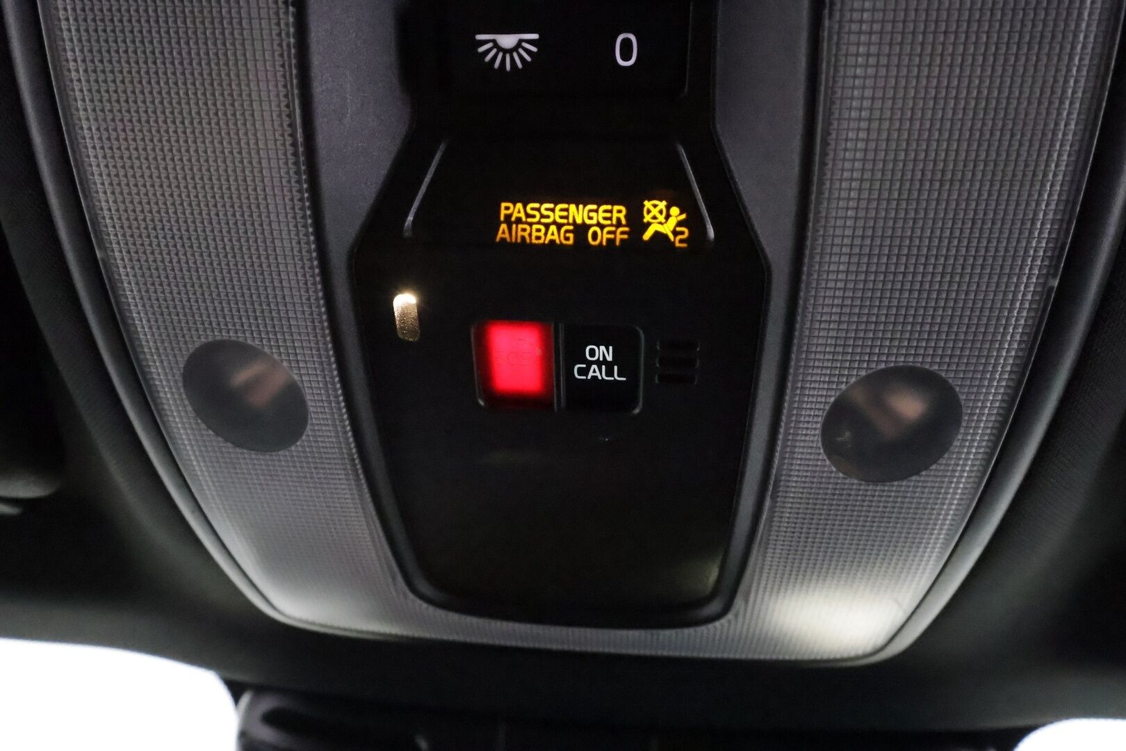 Volvo XC60 2017 D4 AWD Summum aut. *'Adapt.vakkari / BLIS / Aktiiv.Xenon / Webasto / Koukku / Navi / KeylessGo** - Kahdet renkaat aluvanteilla / Penkinlämmittimet takana / Ratinlämmitin / Mustat nahat / Muistipenkki 