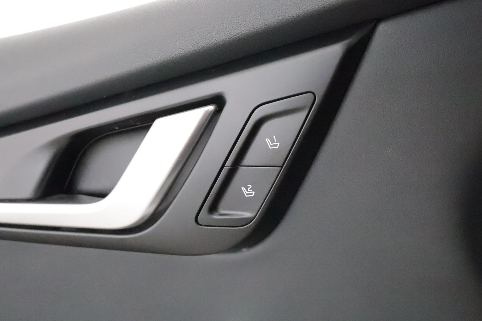 KIA EV6 2022 RWD 77 kWh 229 hv **Adapt.vakkari / P.kamera / Koukku / Lämpöpumppu / LED / KeylessGo** - Akku kuntotarkastettu 