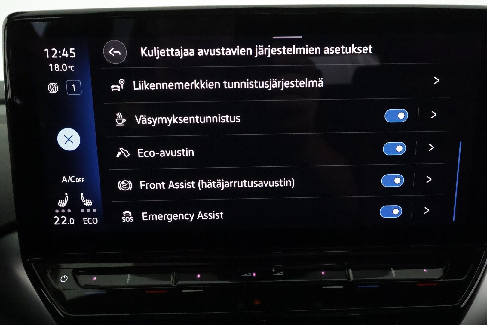 VOLKSWAGEN ID.4 2021 Pro Performance 1ST MAX **Lämpöpumppu / ACC / Matrix / Lasikatto / Koukku / 360° / Hierovat Sportpenkit Muistilla** - Akku kuntotarkastettu **HUIPPU KAMOILLA**