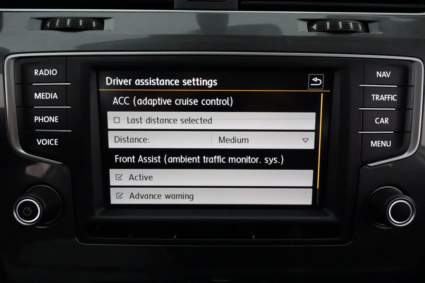 VOLKSWAGEN GOLF 2016 Variant Alltrack 1,8 TSI 132 kW (180 hv) 4MOTION DSG-automaatti Winter Edition * Webasto / Adapt.Vakkari / Koukku / Navi - KeylessGo / Kangas-Alcantara / Xenon / Juuri tullut Tampereelle!