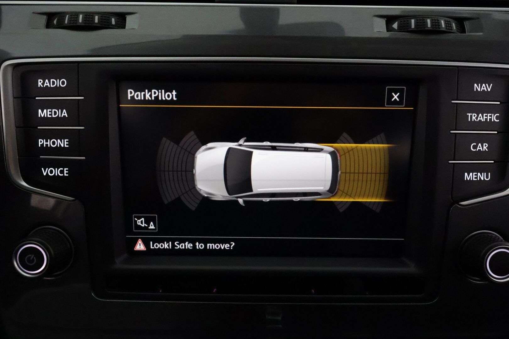 VOLKSWAGEN GOLF 2016 Variant Alltrack 1,8 TSI 132 kW (180 hv) 4MOTION DSG-automaatti Winter Edition * Webasto / Adapt.Vakkari / Koukku / Navi - KeylessGo / Kangas-Alcantara / Xenon / Juuri tullut Tampereelle!