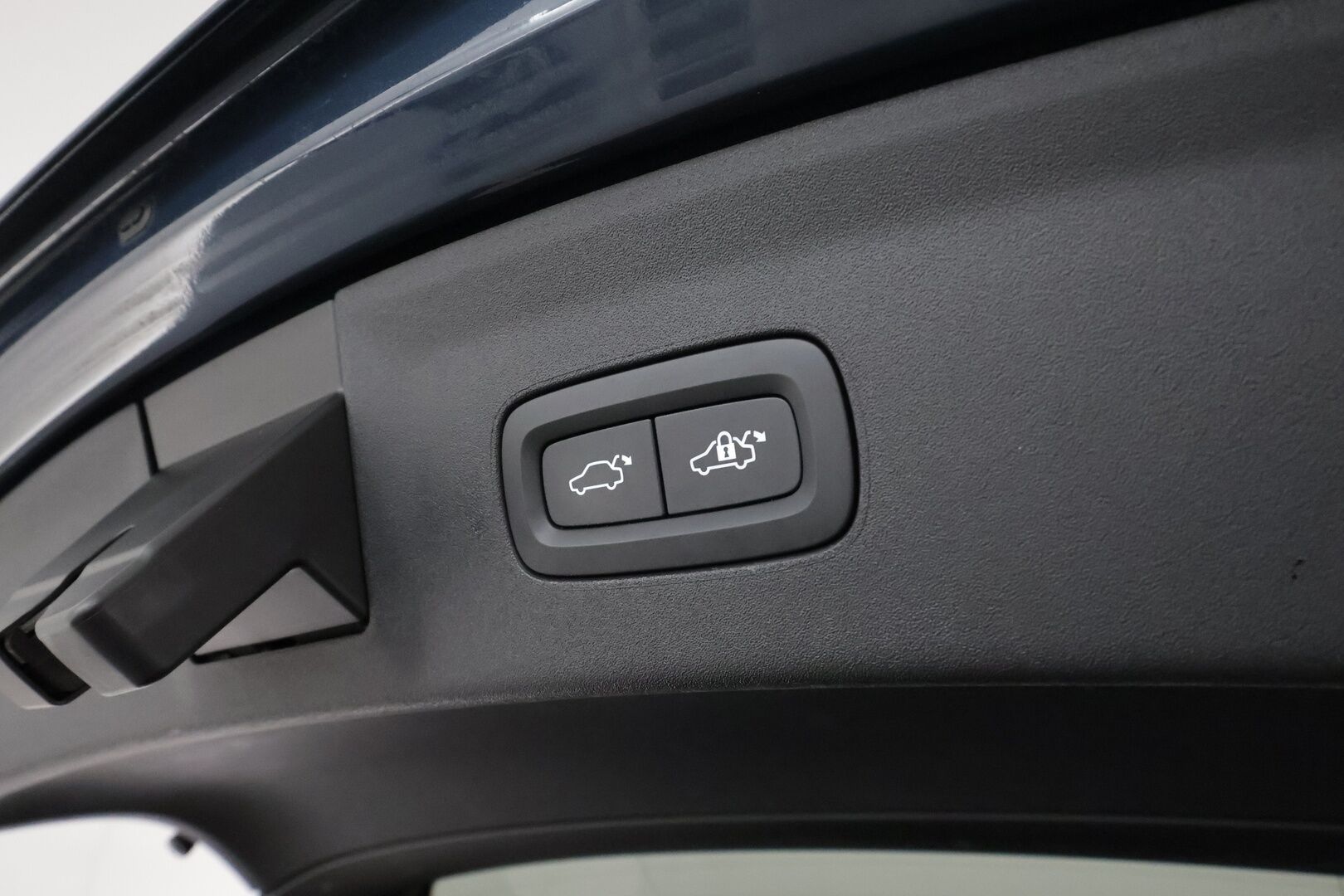 POLESTAR 2 2023 Long Range Single Motor, 170kW, 78kWh **ACC / H&K / ILP / 360° / Muistipenkki / LED / BLIS / Lasikatto** - Akku kuntotarkastettu 