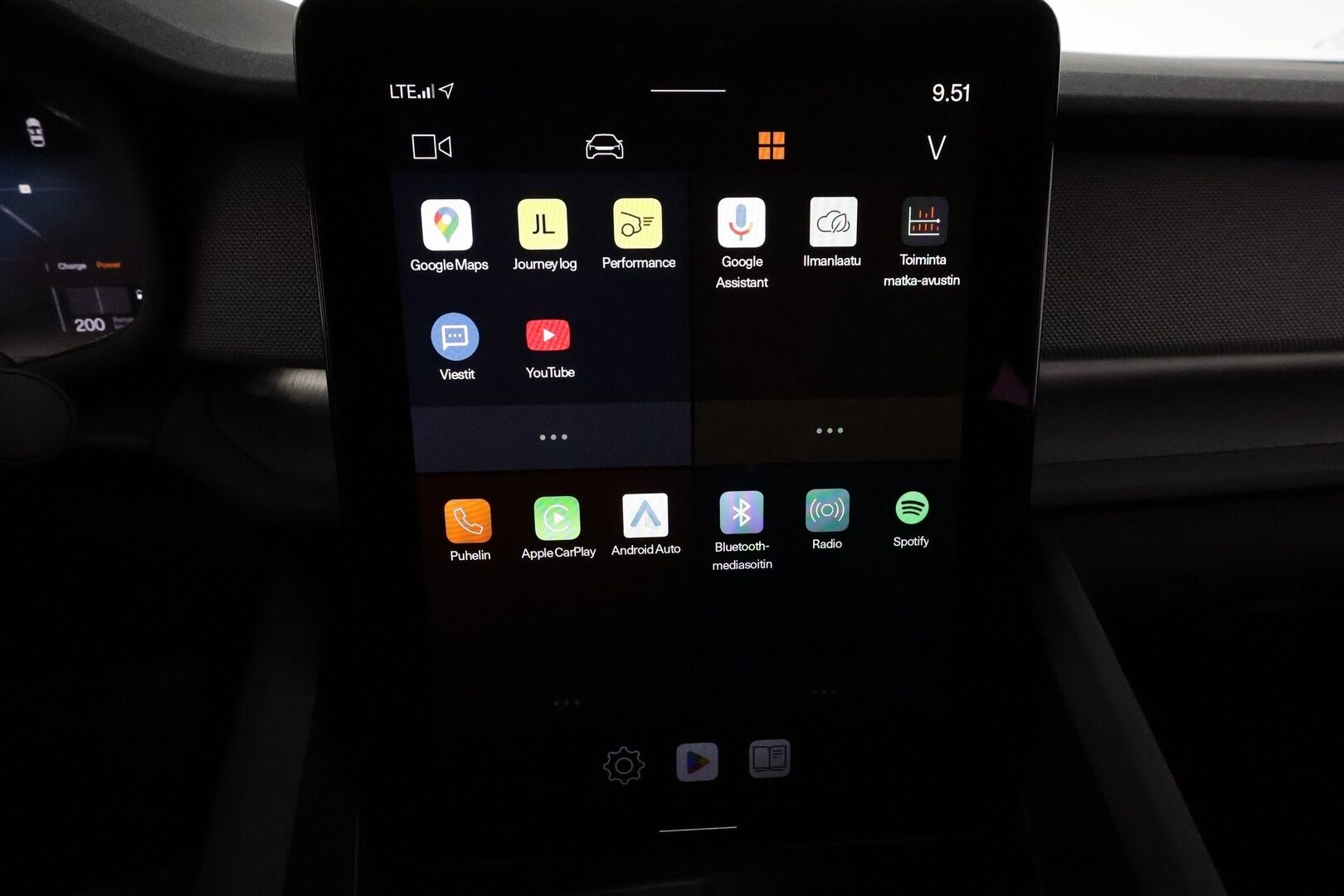 POLESTAR 2 2023 Long Range Single Motor, 170kW, 78kWh **ACC / H&K / ILP / 360° / Muistipenkki / LED / BLIS / Lasikatto** - Akku kuntotarkastettu / Huippu varusteet / Laatuauto - Osta nyt, maksa vasta ensi vuonna