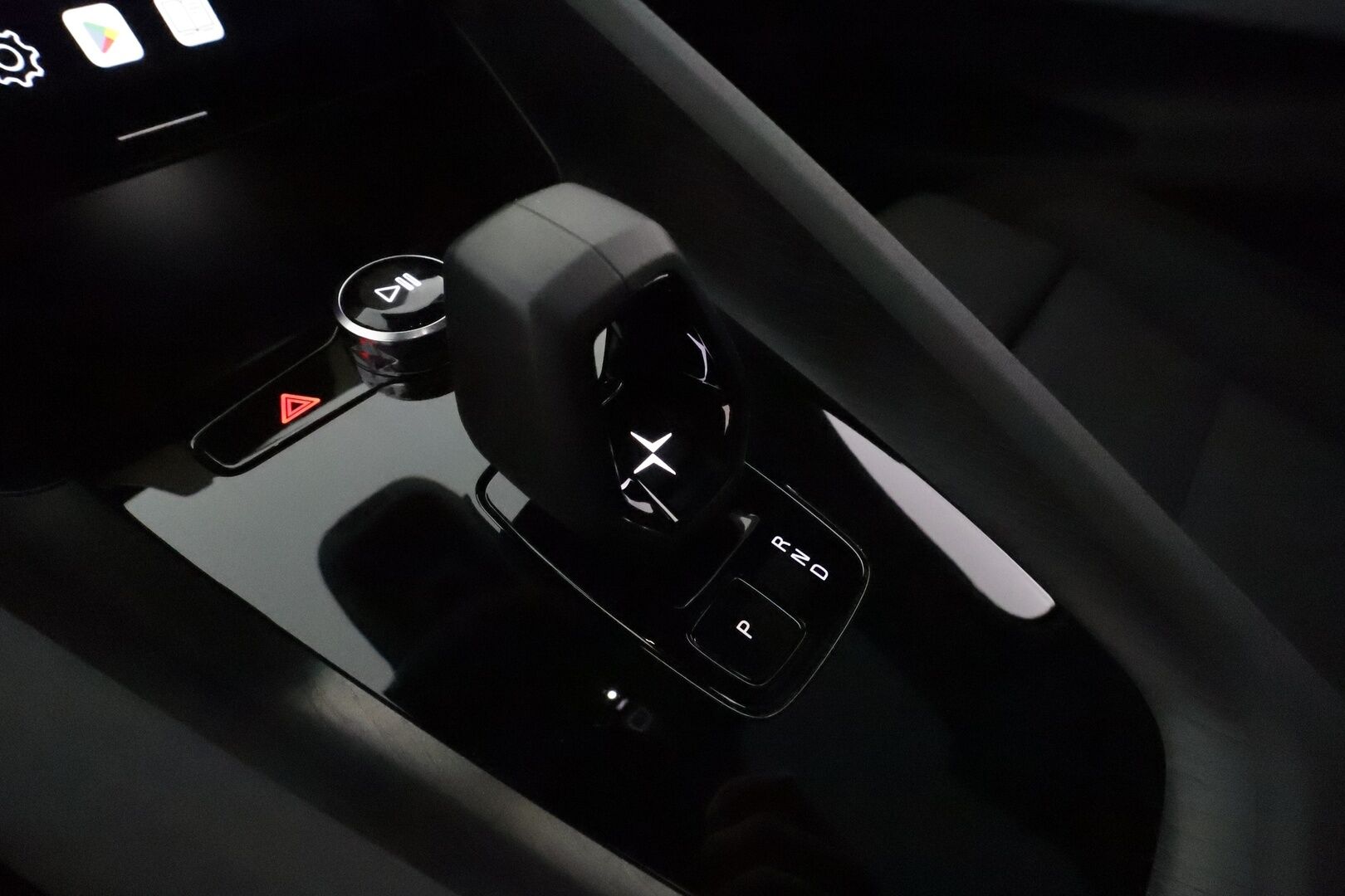 POLESTAR 2 2023 Long Range Single Motor, 170kW, 78kWh **ACC / H&K / ILP / 360° / Muistipenkki / LED / BLIS / Lasikatto** - Akku kuntotarkastettu 