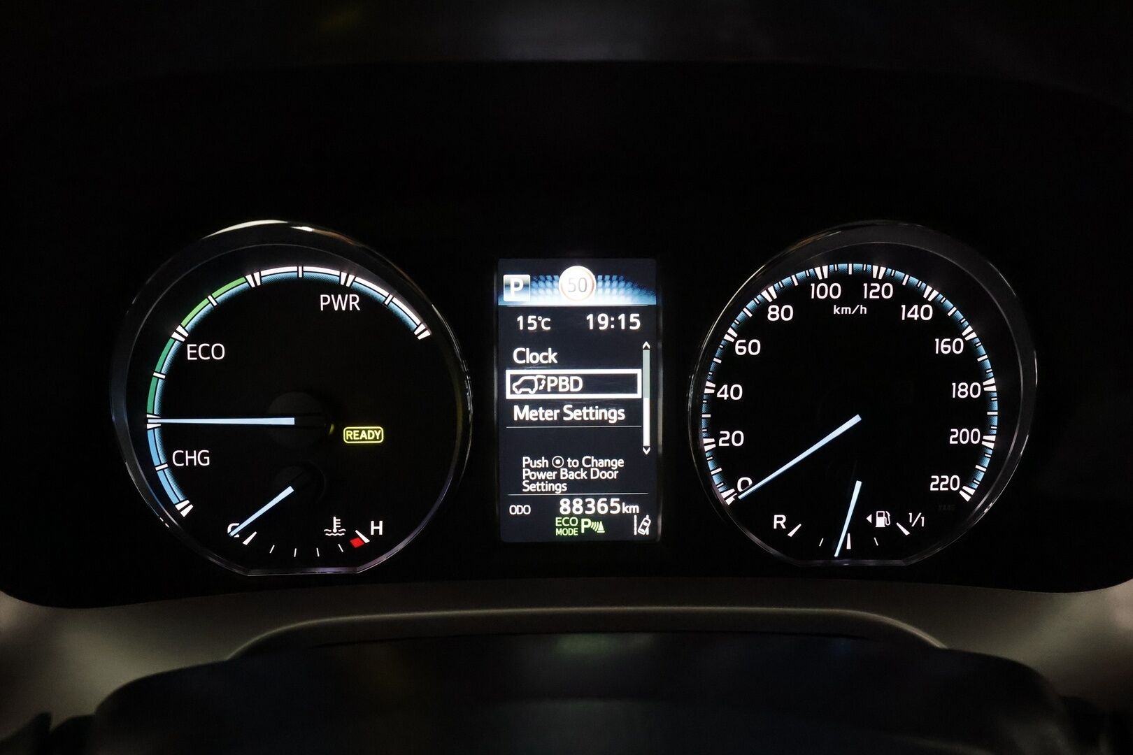 TOYOTA RAV4 2016 2,5 Hybrid AWD Active * Adapt.Vakkari / Peruutuskamera / Sähköluukku / Navi / Juuri tullut Tampereelle! - Kahdet Renkaat / Merkkihuollettu!