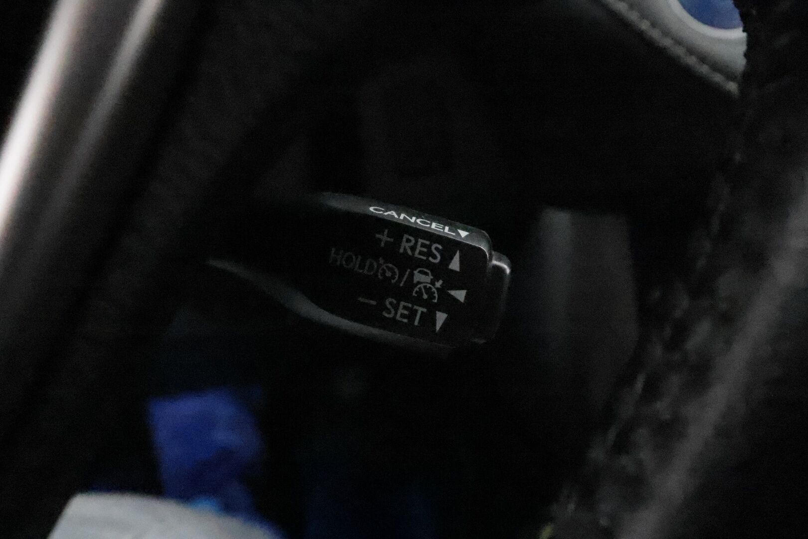 TOYOTA RAV4 2016 2,5 Hybrid AWD Active * Adapt.Vakkari / Peruutuskamera / Sähköluukku / Navi / Juuri tullut Tampereelle! - Kahdet Renkaat / Merkkihuollettu!