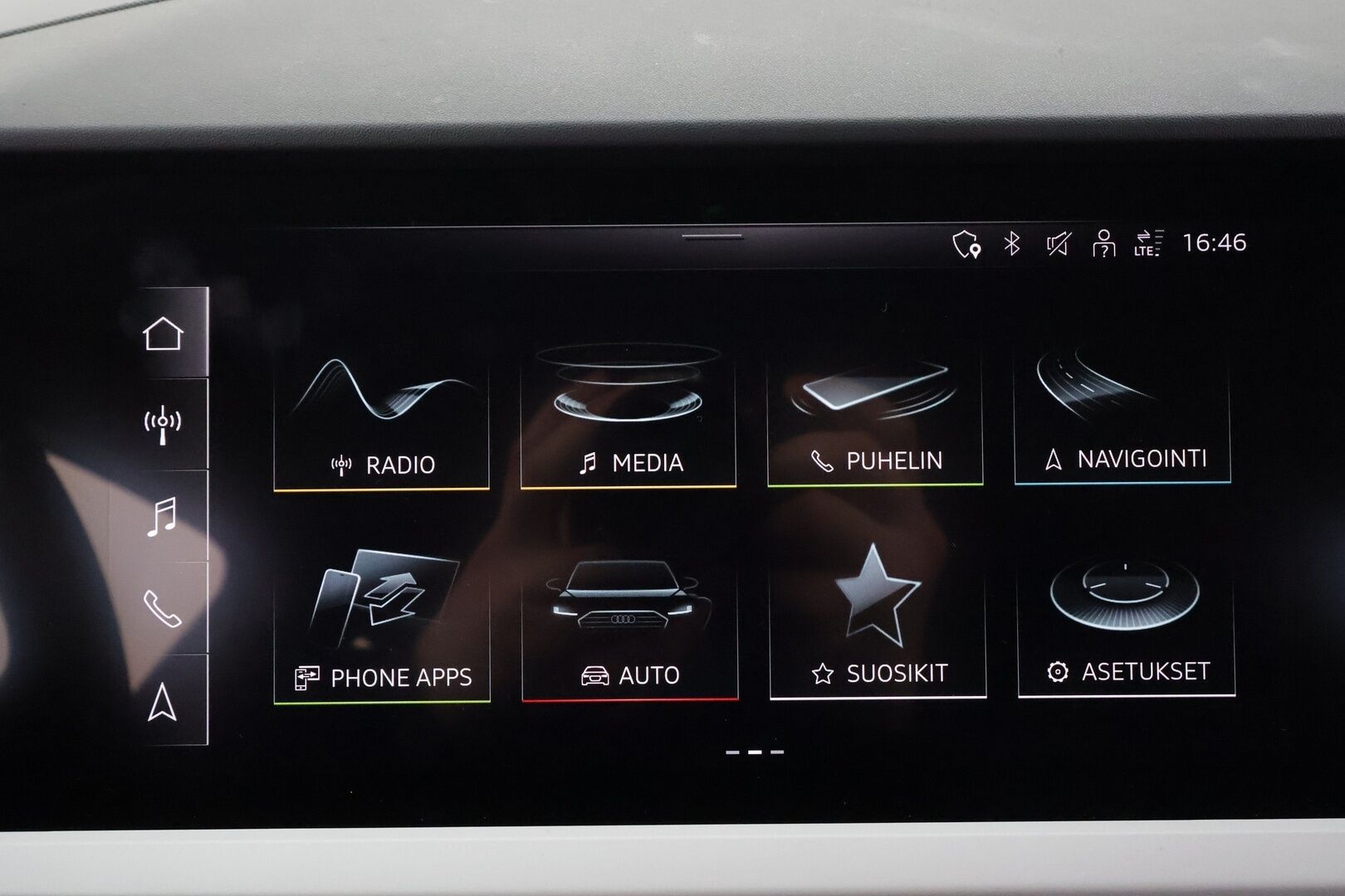 AUDI Q4 E-TRON 2023 50 Quattro Proline * ILP / ACC / Koukku / Matrix-LED / 360-Kamera  / Sporttipenkit * - Kahdet Renkaat