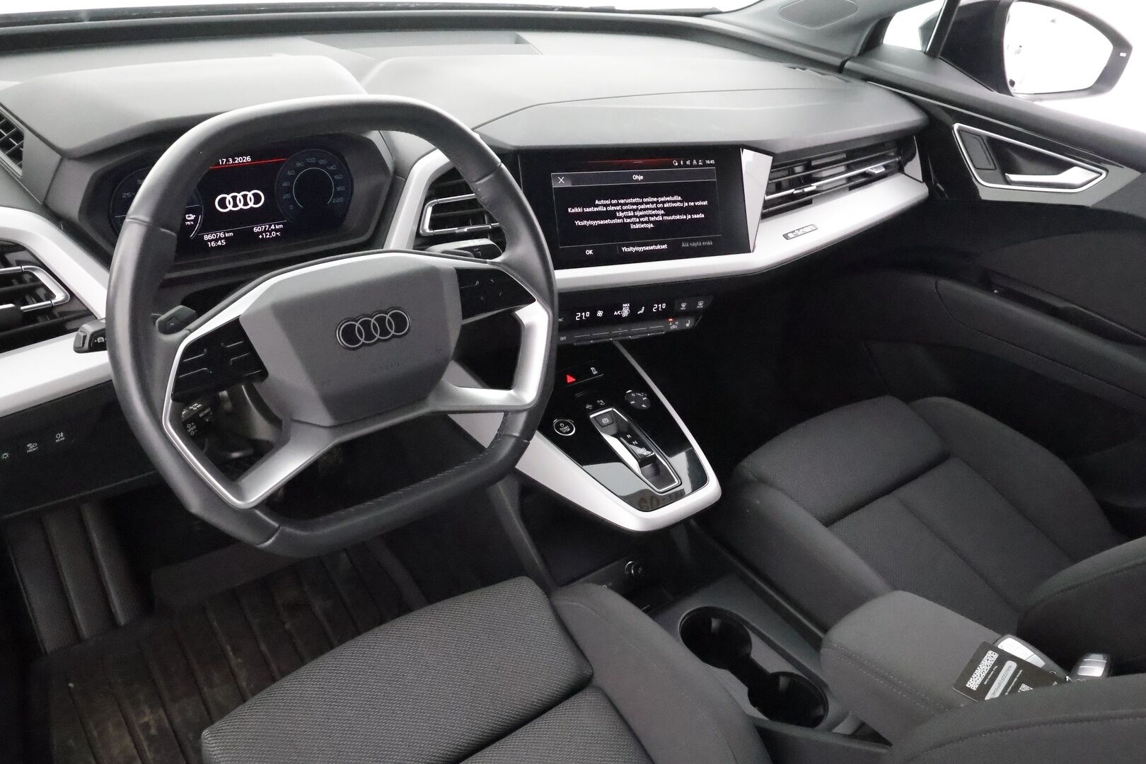 AUDI Q4 E-TRON 2023 50 Quattro Proline * ILP / ACC / Koukku / Matrix-LED / 360-Kamera  / Sporttipenkit * - Kahdet Renkaat