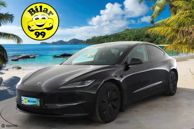 TESLA MODEL 3 2024