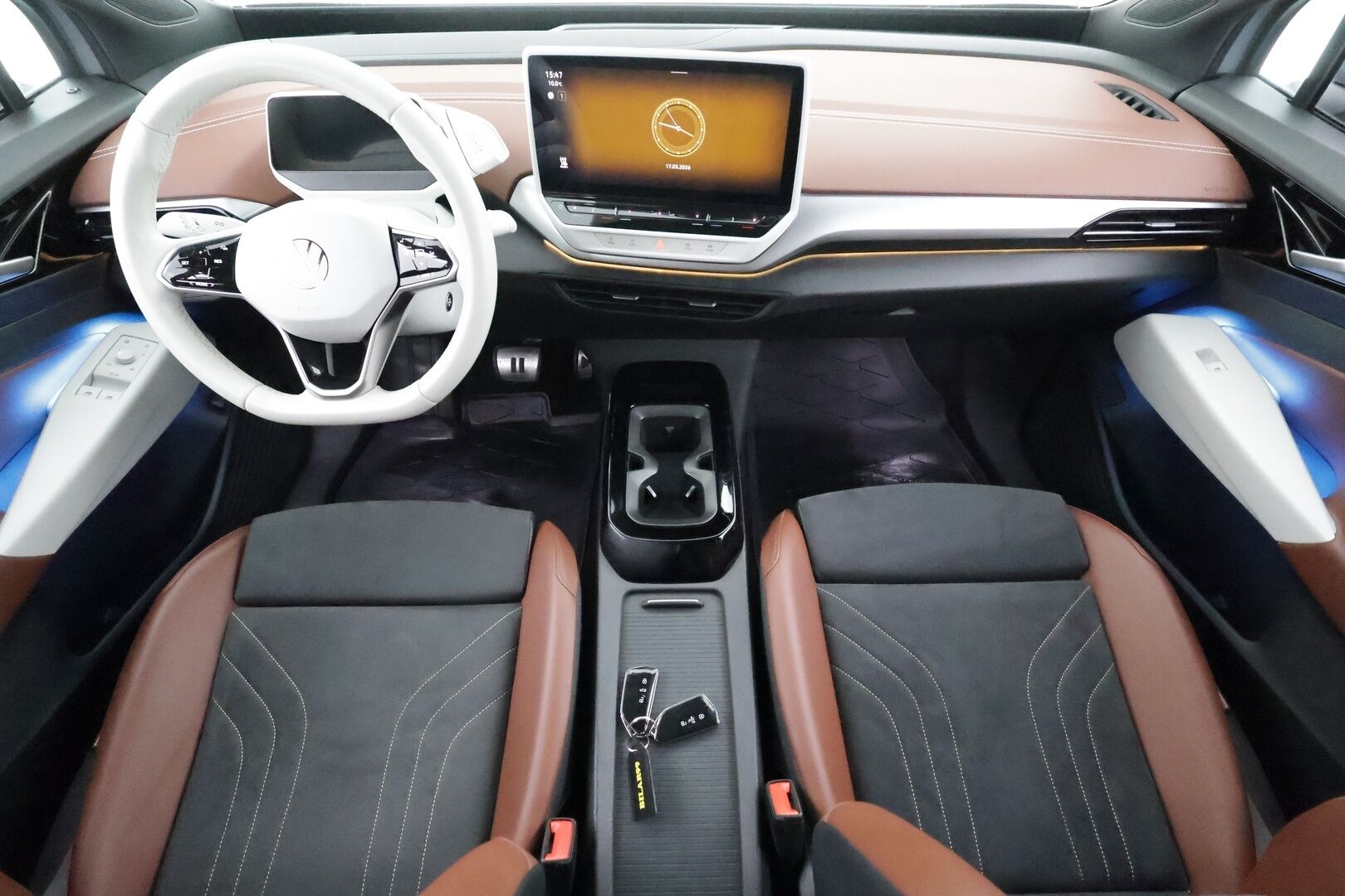 VOLKSWAGEN ID.5 2023 150kW 82kWh Pro Performance * ILP / ACC / Koukku / Ergoactive Hierovat Muistipenkit / 360-Kamera / LED* - Merkkihuollettu / Akku kuntotarkastettu SoH 94,3% /  Kahdet Renkaat