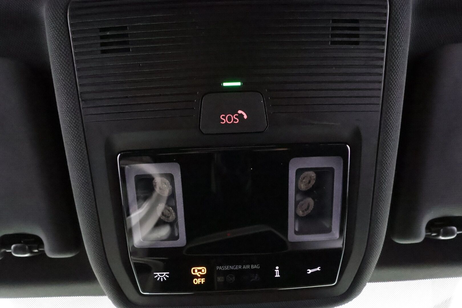 VOLKSWAGEN ID.5 2023 150kW 82kWh Pro Performance * ILP / ACC / Koukku / Ergoactive Hierovat Muistipenkit / 360-Kamera / LED* - Merkkihuollettu / Akku kuntotarkastettu SoH 94,3% /  Kahdet Renkaat