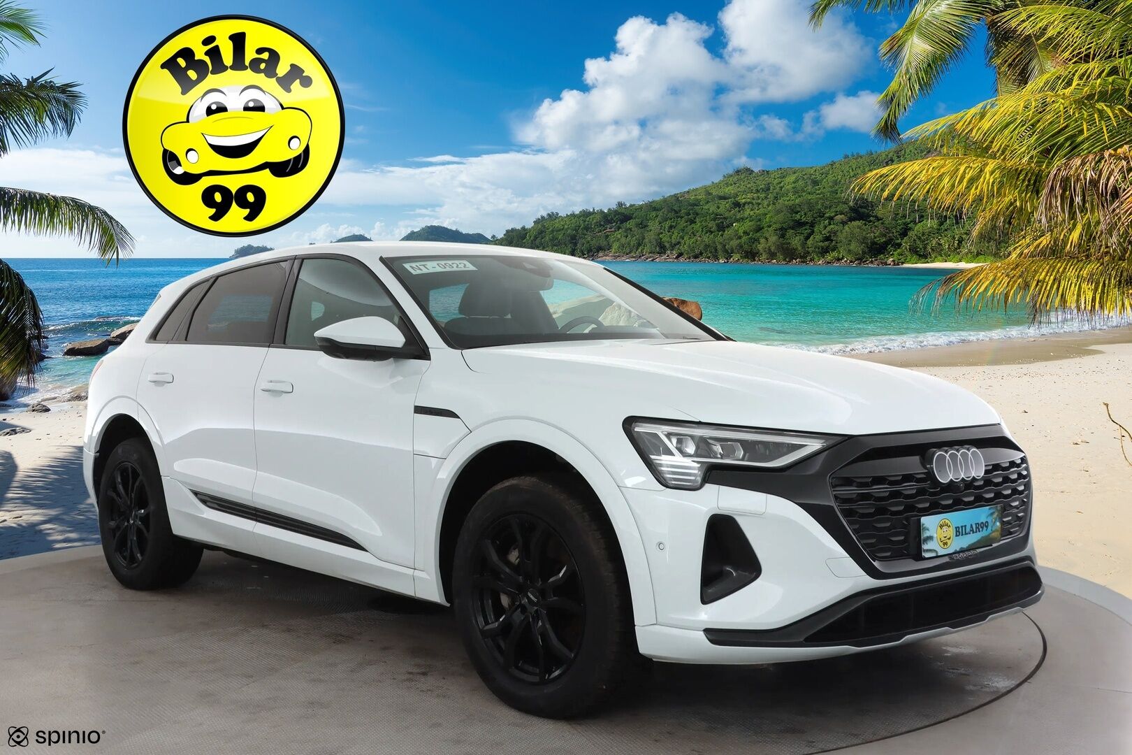 AUDI Q8 E-TRON 2024 55 quattro Progress * Koukku / ACC / LED / 360 / B&O / Sportpenkki Muistilla / HUD * - Merkkihuollot / Akku kuntotarkastettu / Kahdet renkaat aluvanteilla - HULLUT AVAJAISHULINAT KORKOTARJOUS 3,29 %