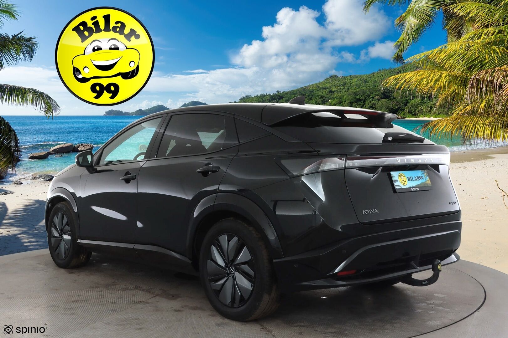 NISSAN ARIYA 2023 87kWh Evolve e-4ORCE * Panorama / Koukku / Bose / ACC / 360 / Ilmastoitu Muistipenkki / Kaistavahti / Navi / Keyless * - Merkkihuollot / Akku kuntotarkastettu SoH 98,4% / Kahdet renkaat aluvanteilla - HULLUT AVAJAISHULINAT KORKOTARJOUS 3,29 %