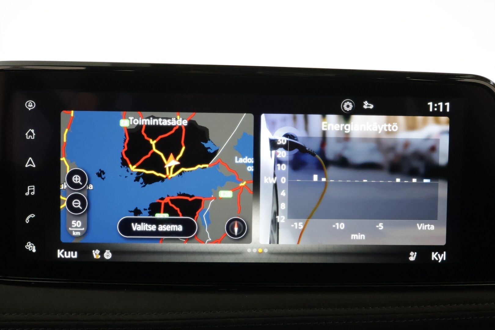 NISSAN ARIYA 2023 87kWh Evolve e-4ORCE * Panorama / Koukku / Bose / ACC / 360 / Ilmastoitu Muistipenkki / Kaistavahti / Navi / Keyless * - Merkkihuollot / Akku kuntotarkastettu SoH 98,4% / Kahdet renkaat aluvanteilla - HULLUT AVAJAISHULINAT KORKOTARJOUS 3,29 %