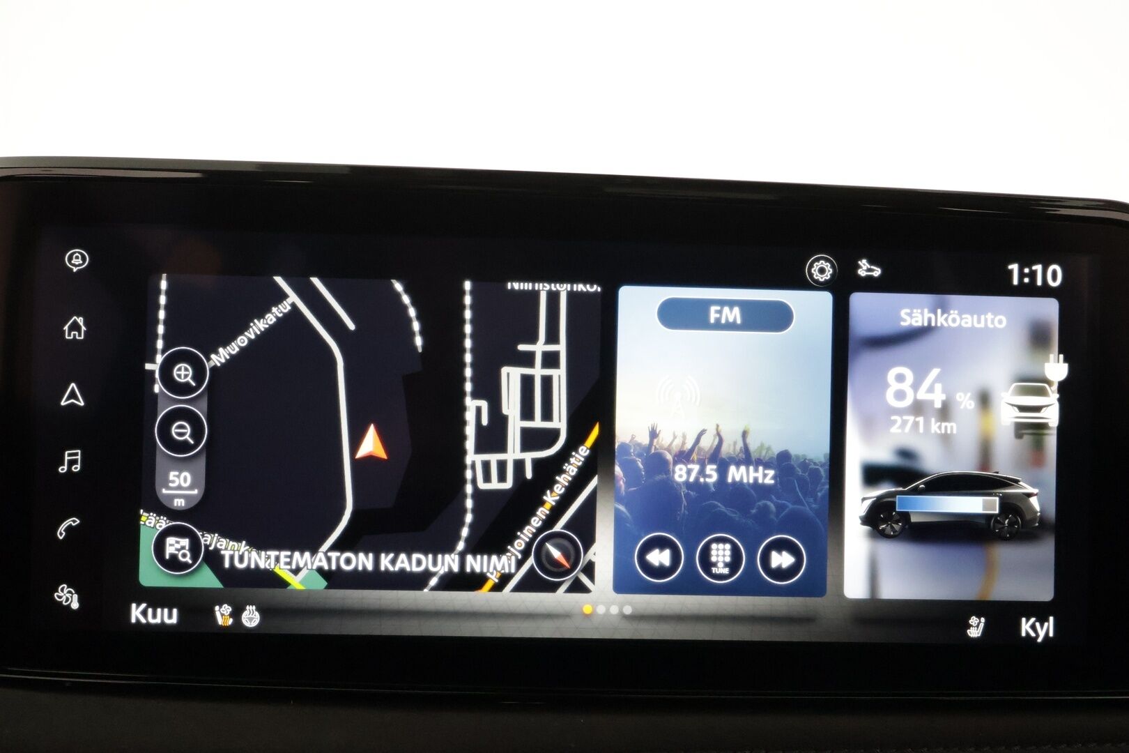 NISSAN ARIYA 2023 87kWh Evolve e-4ORCE * Panorama / Koukku / Bose / ACC / 360 / Ilmastoitu Muistipenkki / Kaistavahti / Navi / Keyless * - Merkkihuollot / Akku kuntotarkastettu SoH 98,4% / Kahdet renkaat aluvanteilla - HULLUT AVAJAISHULINAT KORKOTARJOUS 3,29 %