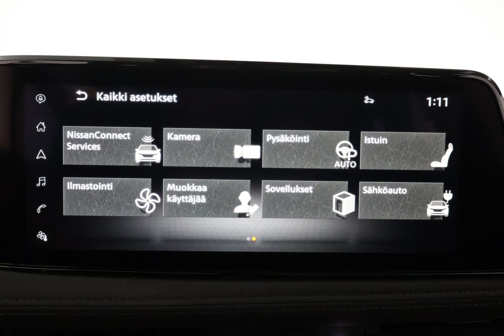 NISSAN ARIYA 2023 87kWh Evolve e-4ORCE * Panorama / Koukku / Bose / ACC / 360 / Ilmastoitu Muistipenkki / Kaistavahti / Navi / Keyless * - Merkkihuollot / Akku kuntotarkastettu SoH 98,4% / Kahdet renkaat aluvanteilla - HULLUT AVAJAISHULINAT KORKOTARJOUS 3,29 %