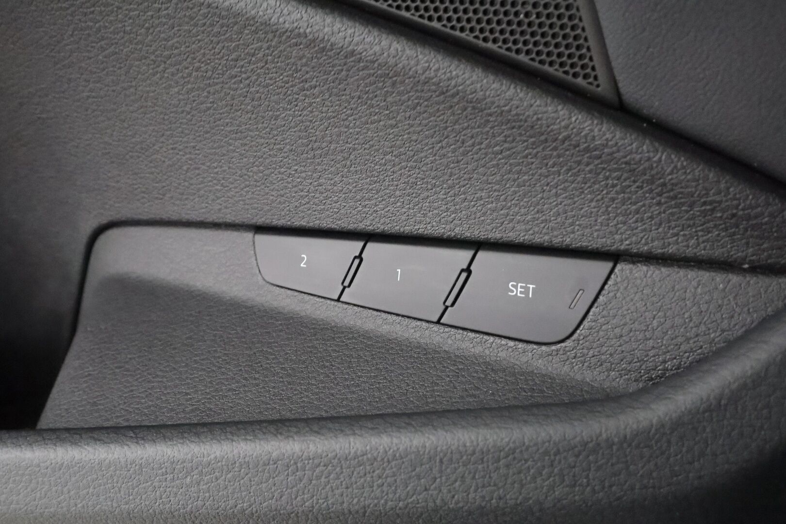 AUDI E-TRON 2021 50 Quattro Proline - ACC | Akkukäyttöinen Lisälämmitin | Muistipenkki | P.Kamera | LED | Apple&Android 