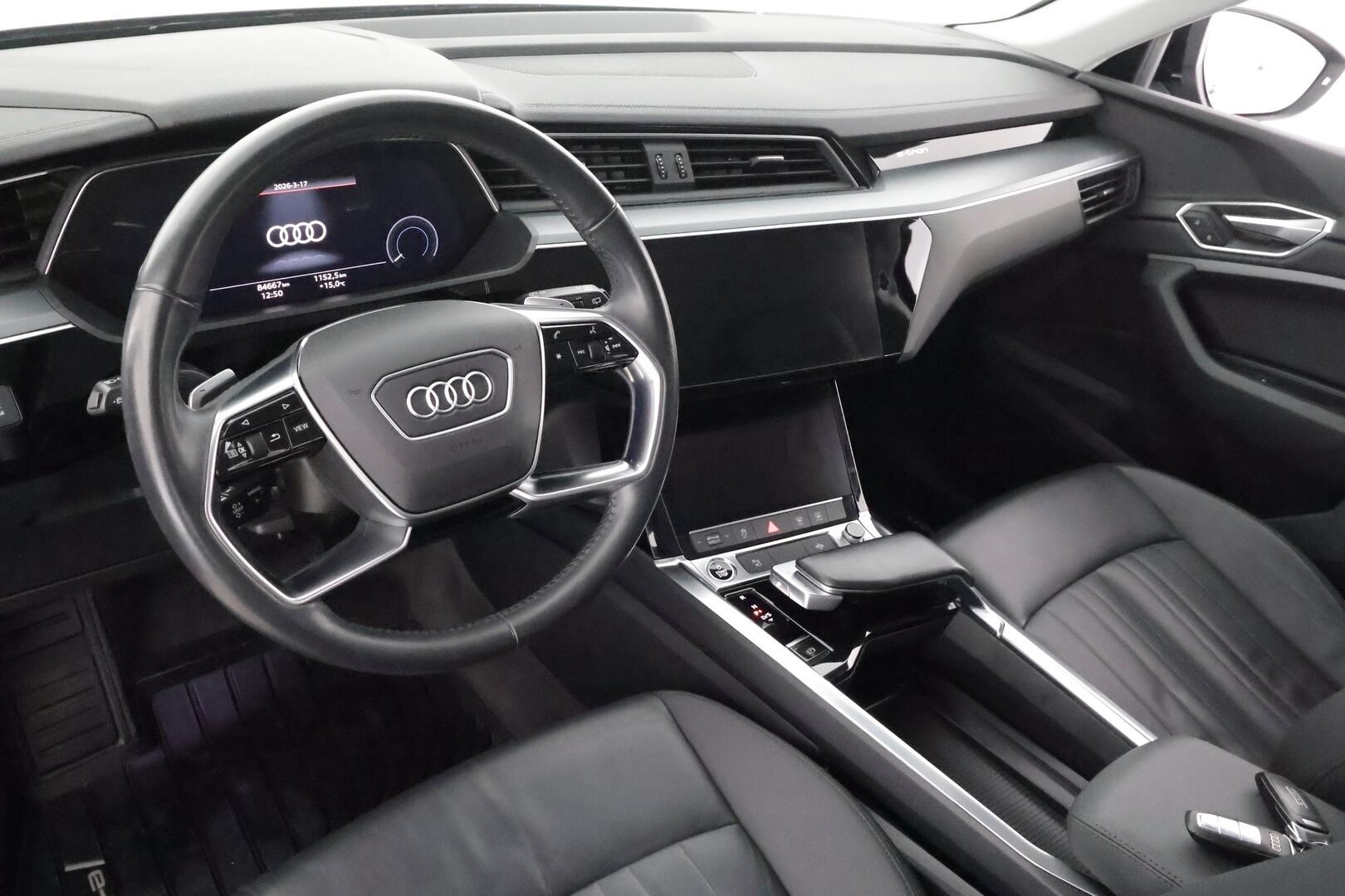 AUDI E-TRON 2021 50 Quattro Proline * ACC / Akkukäyttöinen Lisälämmitin / Muistipenkki / P.Kamera / LED / Apple&Android * - Koti & Kauppalaturi / Kahdet Renkaat