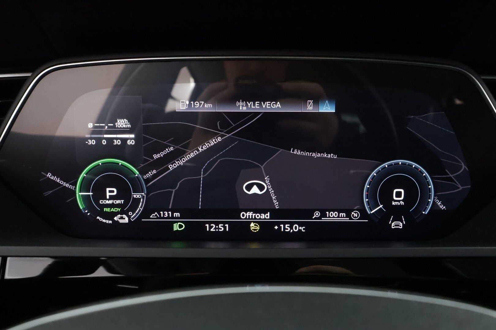 AUDI E-TRON 2021 50 Quattro Proline * ACC / Akkukäyttöinen Lisälämmitin / Muistipenkki / P.Kamera / LED / Apple&Android * - Koti & Kauppalaturi / Kahdet Renkaat