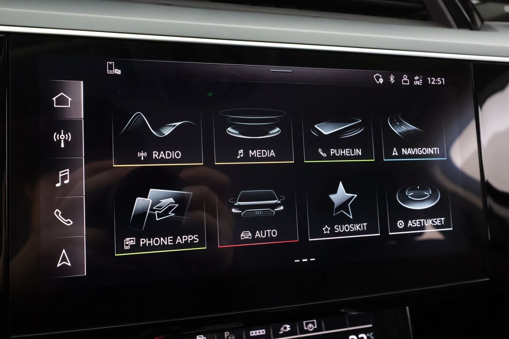 AUDI E-TRON 2021 50 Quattro Proline * ACC / Akkukäyttöinen Lisälämmitin / Muistipenkki / P.Kamera / LED / Apple&Android * - Koti & Kauppalaturi / Kahdet Renkaat