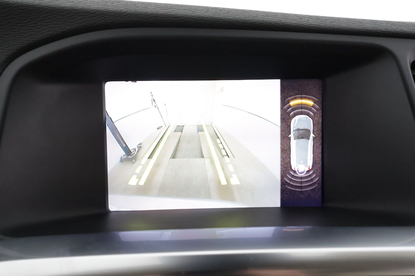 Volvo V60 2018 D3 Classic Summum aut. * ACC / Webasto / Kattoluukku / Muistipenkki / Harman&Kardon / P.kamera * - Hienot varusteet! / Pienet kilometrit / Ei Adblue! - HULLUT AVAJAISHULINAT KORKOTARJOUS 3,29 %