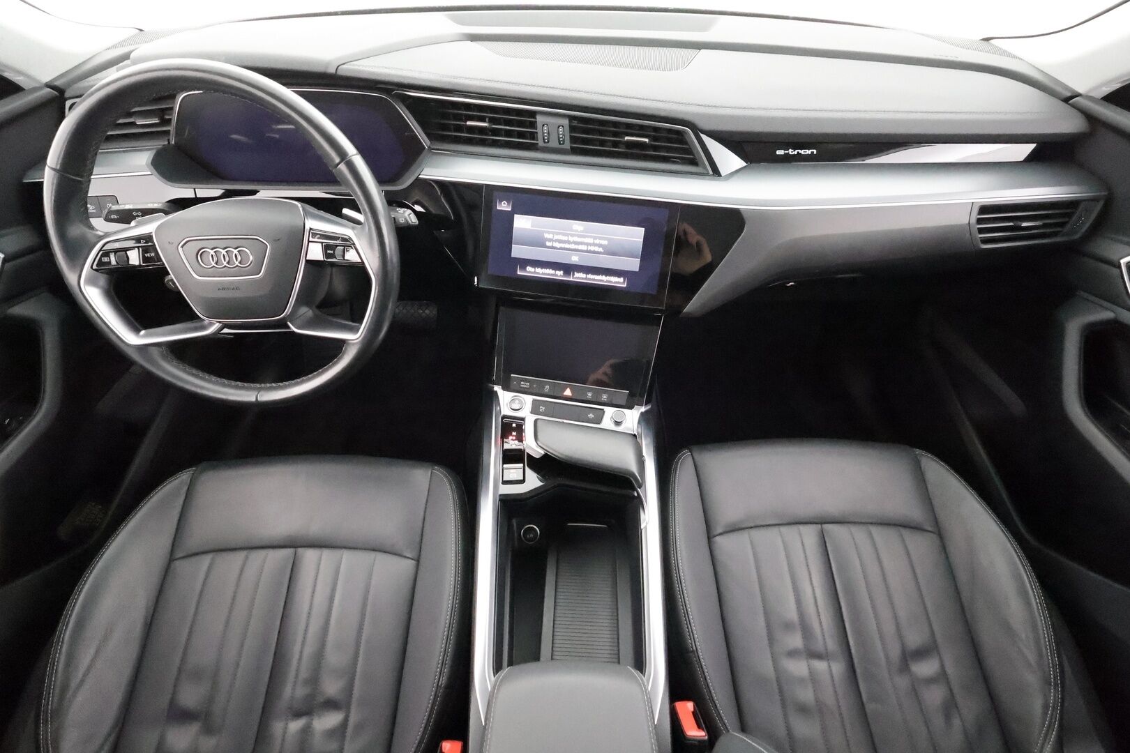AUDI Q8 E-TRON 2024 50 Quattro - Muistinahat | ACC | Ilma-alusta | Facelift | Lisälämm. | P.Kamera | Navi | LED | ALV | Keylessgo | Audi virtual Cockpit |