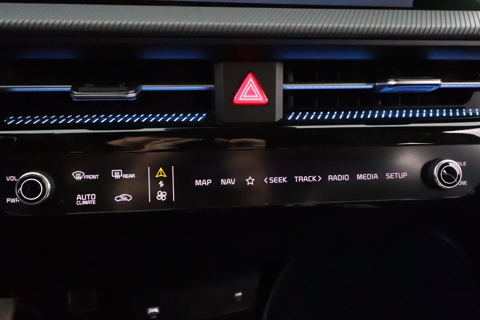 KIA EV6 2023 GT-Line AWD 77 kWh 325 hv * ACC / ILP / Meridian / 360° / Muistipenkki / HUD / Adapt.LED / Ilmastoidut penkit * - Merkkihuollettu