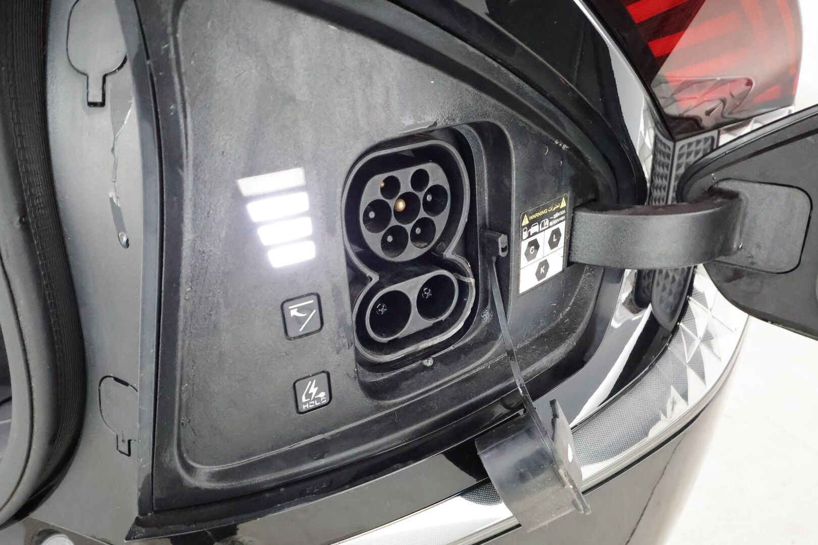 KIA EV6 2023 GT-Line AWD 77 kWh 325 hv * ACC / ILP / Meridian / 360° / Muistipenkki / HUD / Adapt.LED / Ilmastoidut penkit * - Merkkihuollettu