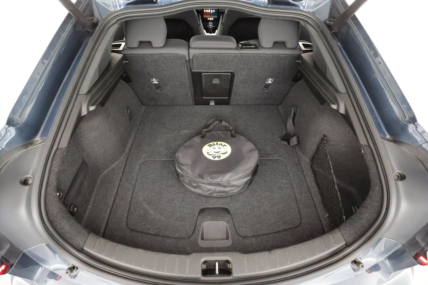 POLESTAR 2 2023 Long Range Dual Motor, 300kW * ILP / Lasikatto / ACC / LED / 360 / H&K / Sportpenkki Muistilla * - 2x Latauskaapelit