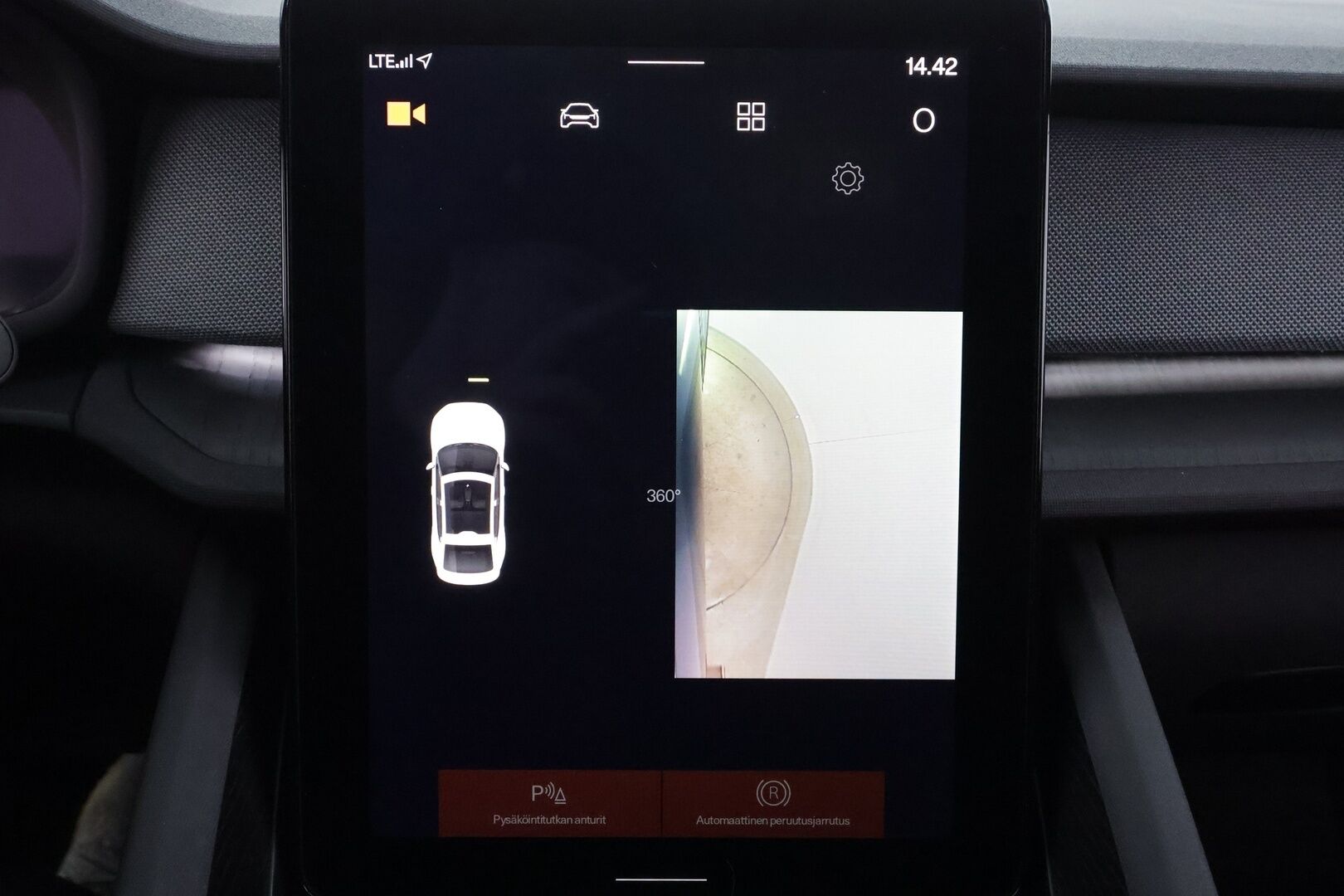 POLESTAR 2 2023 Long Range Dual Motor, 300kW * ILP / Lasikatto / ACC / LED / 360 / H&K / Sportpenkki Muistilla * - 2x Latauskaapelit