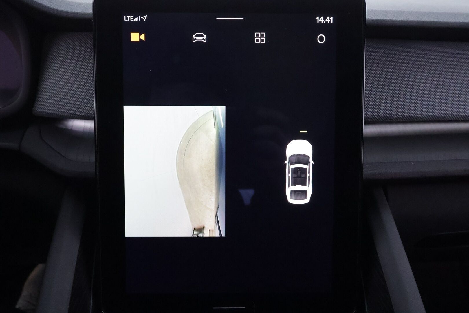 POLESTAR 2 2023 Long Range Dual Motor, 300kW * ILP / Lasikatto / ACC / LED / 360 / H&K / Sportpenkki Muistilla * - 2x Latauskaapelit