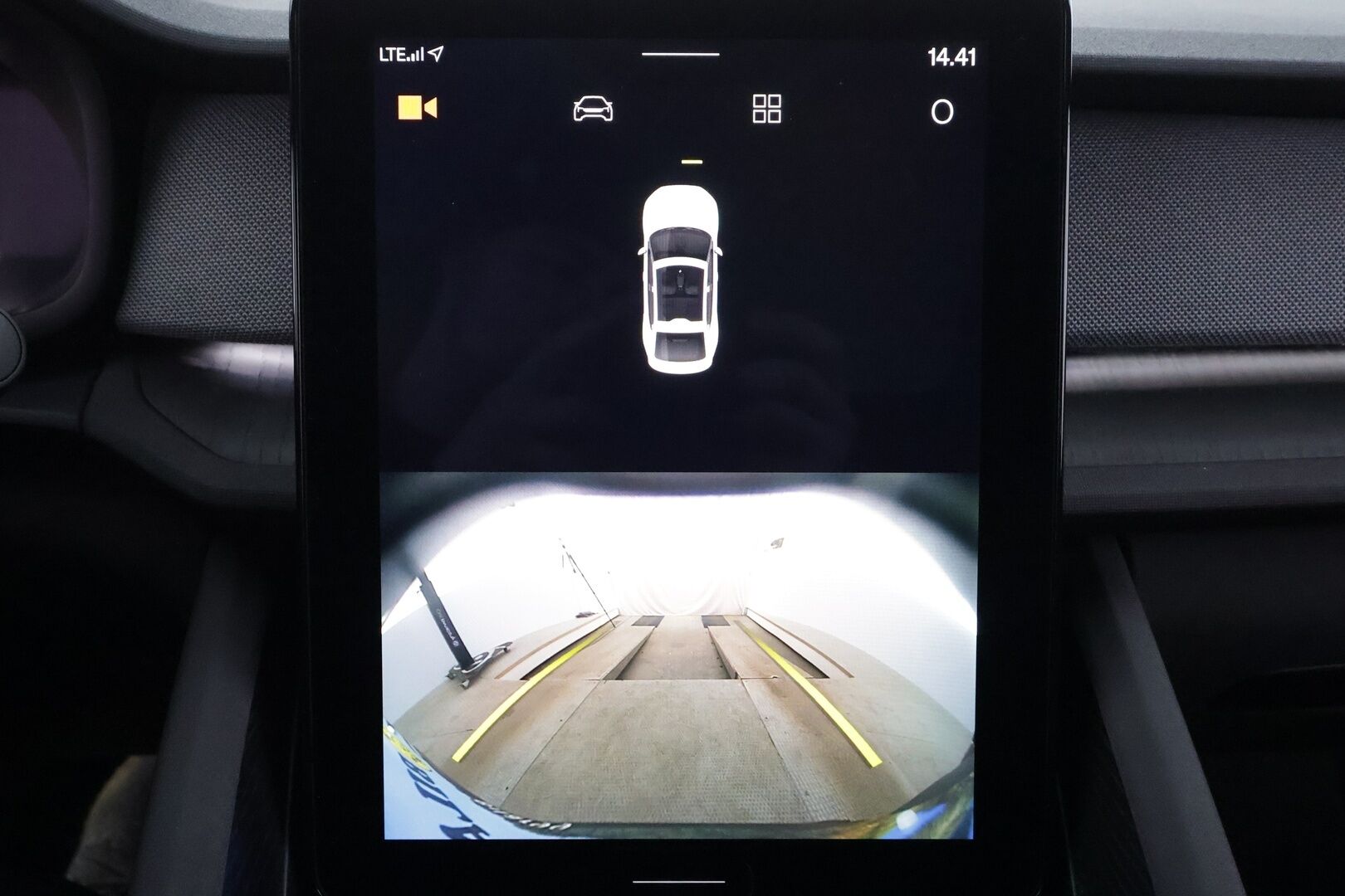 POLESTAR 2 2023 Long Range Dual Motor, 300kW * ILP / Lasikatto / ACC / LED / 360 / H&K / Sportpenkki Muistilla * - 2x Latauskaapelit