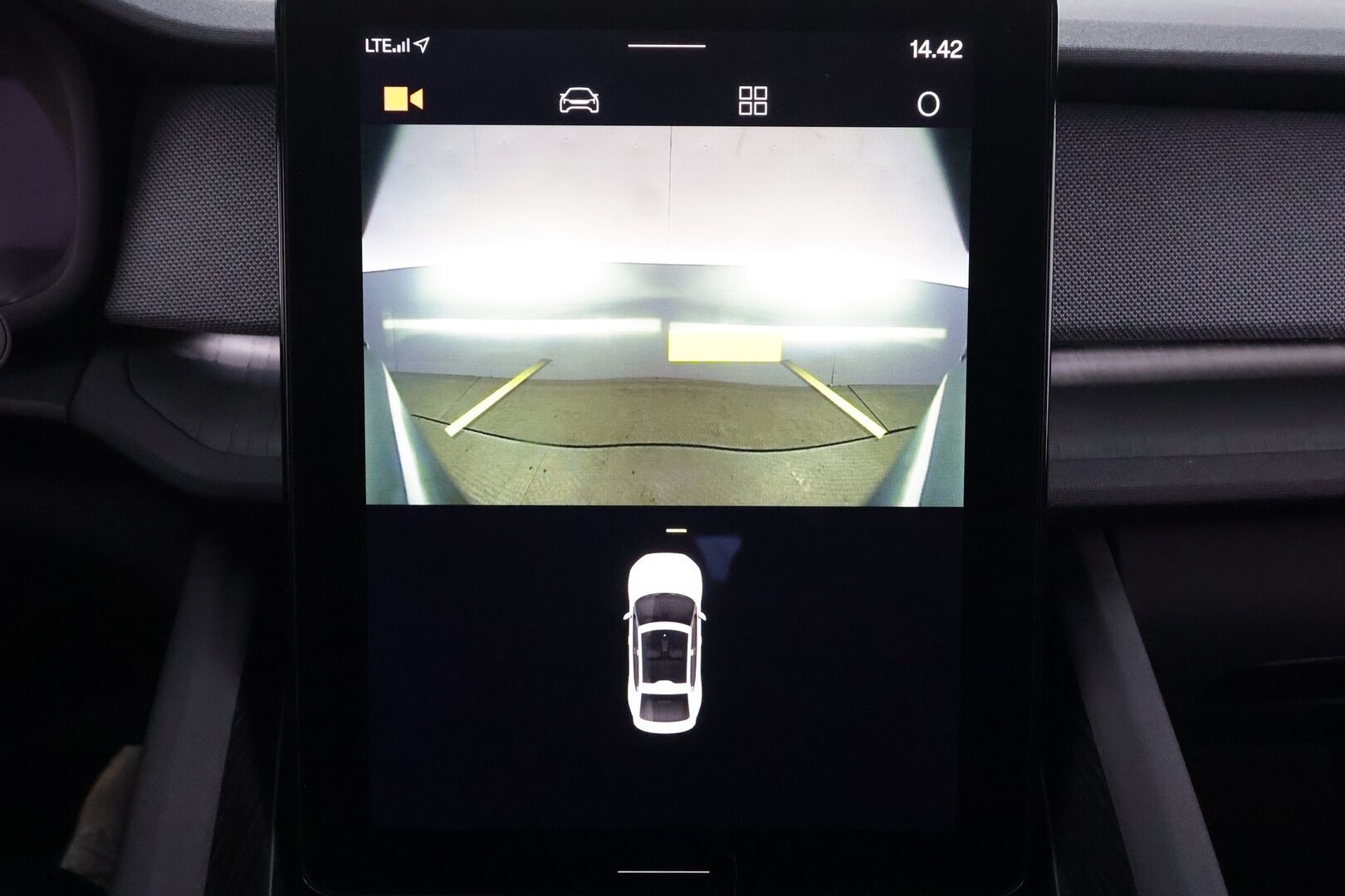 POLESTAR 2 2023 Long Range Dual Motor, 300kW * ILP / Lasikatto / ACC / LED / 360 / H&K / Sportpenkki Muistilla * - 2x Latauskaapelit