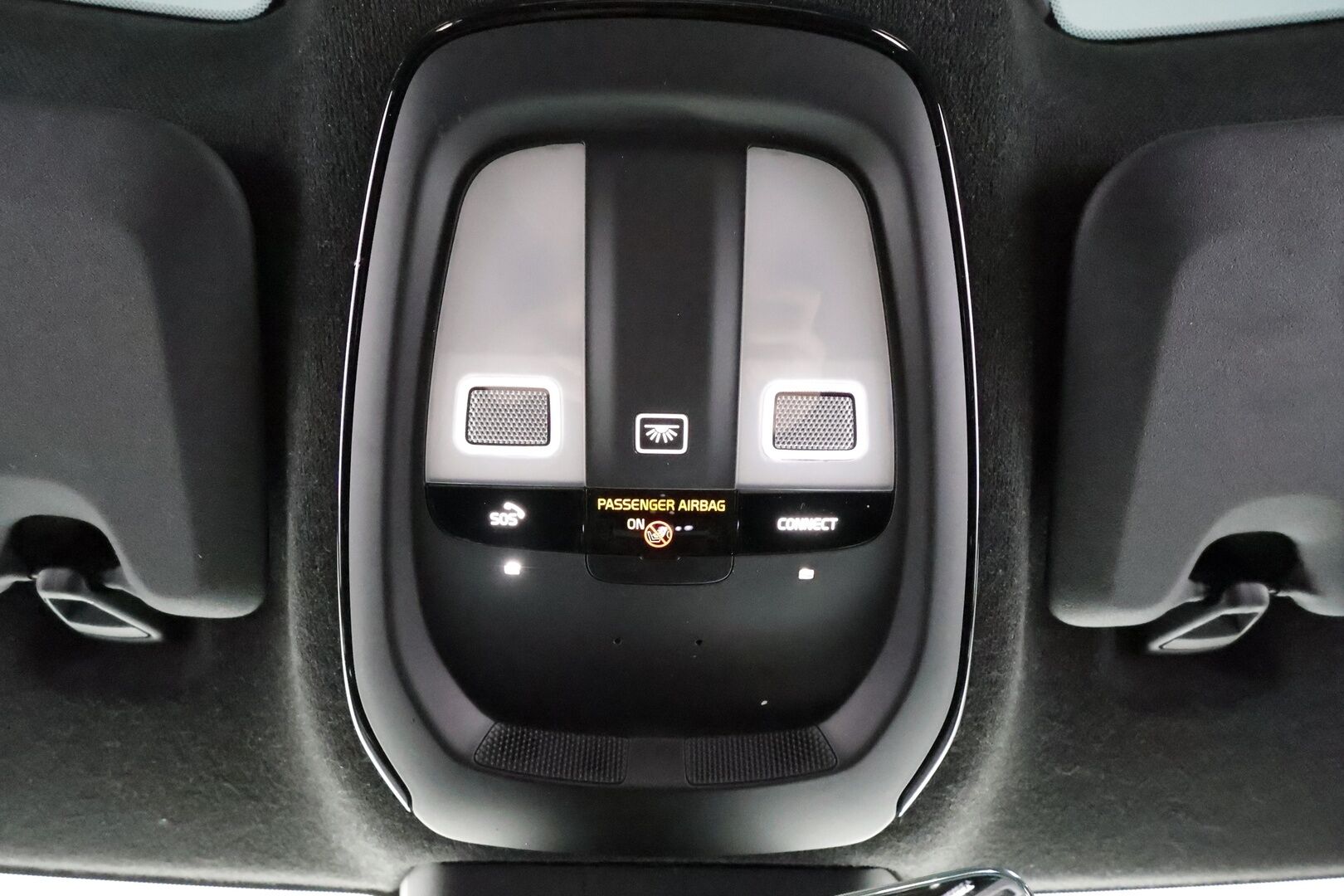 POLESTAR 2 2023 Long Range Dual Motor, 300kW * ILP / Lasikatto / ACC / LED / 360 / H&K / Sportpenkki Muistilla * - 2x Latauskaapelit