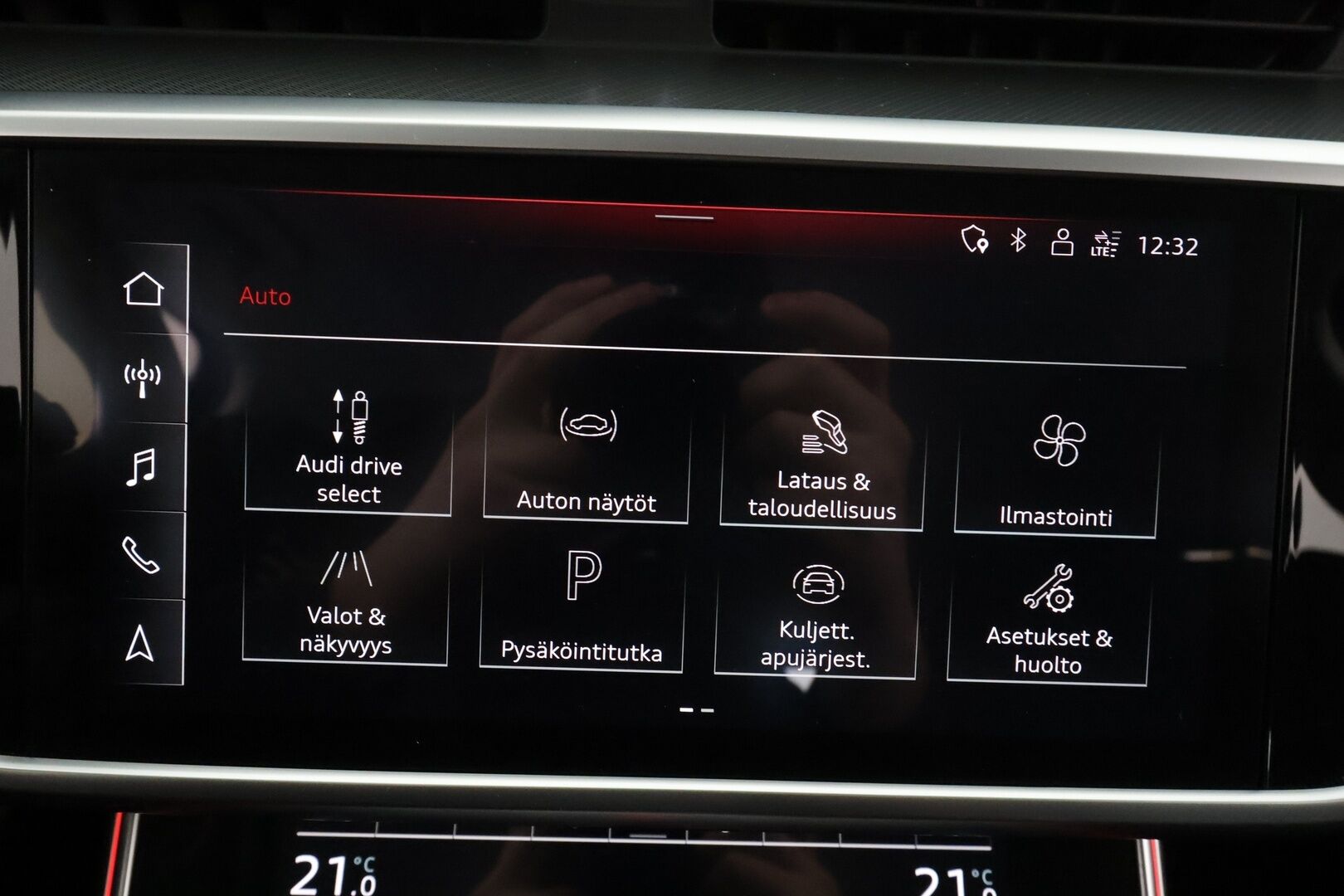 AUDI A6 2023 Avant 50 TFSI e quattro * ACC/  Koukku / P.kamera / Sporttipenkit /  LED / Keyless / Apple&Android * - SoH 92.3% / Merkkihuollettu / Kahdet renkaat vanteineen