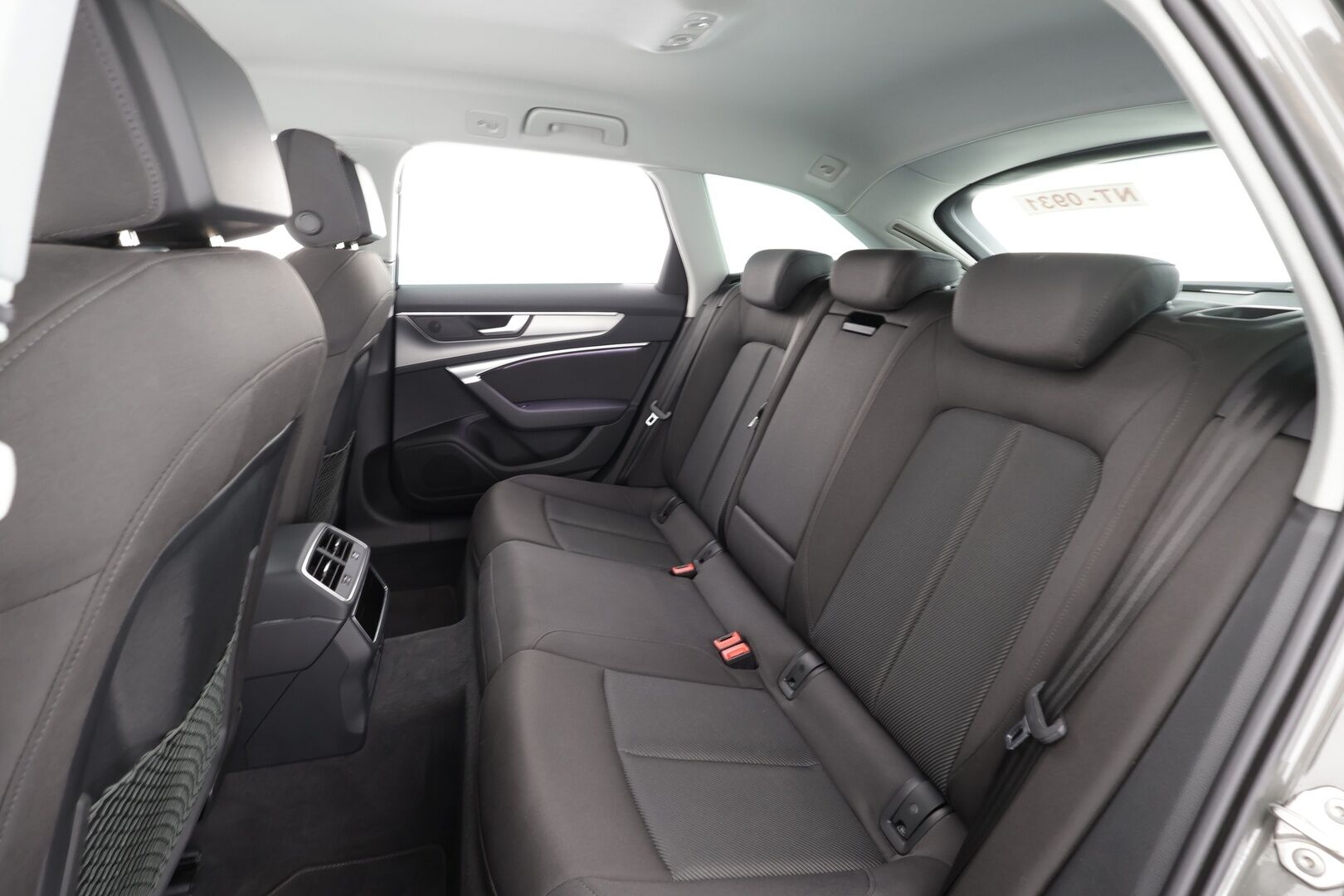 AUDI A6 2023 Avant 50 TFSI e quattro * ACC/  Koukku / P.kamera / Sporttipenkit /  LED / Keyless / Apple&Android * - SoH 92.3% / Merkkihuollettu / Kahdet renkaat vanteineen