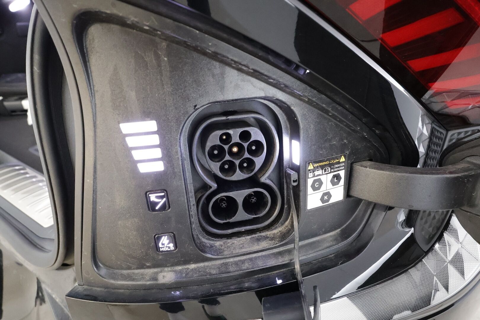 KIA EV6 2024 GT AWD 77 kWh 585 hv * ACC / HUD / Meridian / ILP / Adapt.LED / 360° / Keyless / Sporttipenkit * - Merkkihuollettu