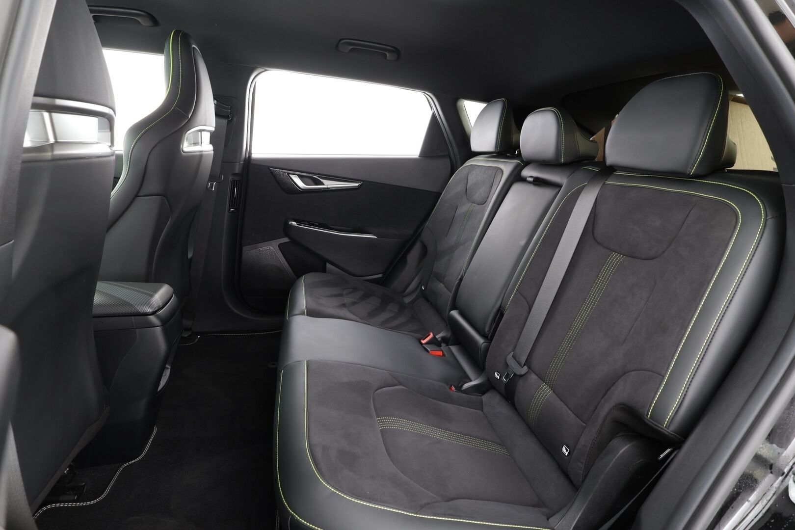 KIA EV6 2024 GT AWD 77 kWh 585 hv * ACC / HUD / Meridian / ILP / Adapt.LED / 360° / Keyless / Sporttipenkit * - Merkkihuollettu