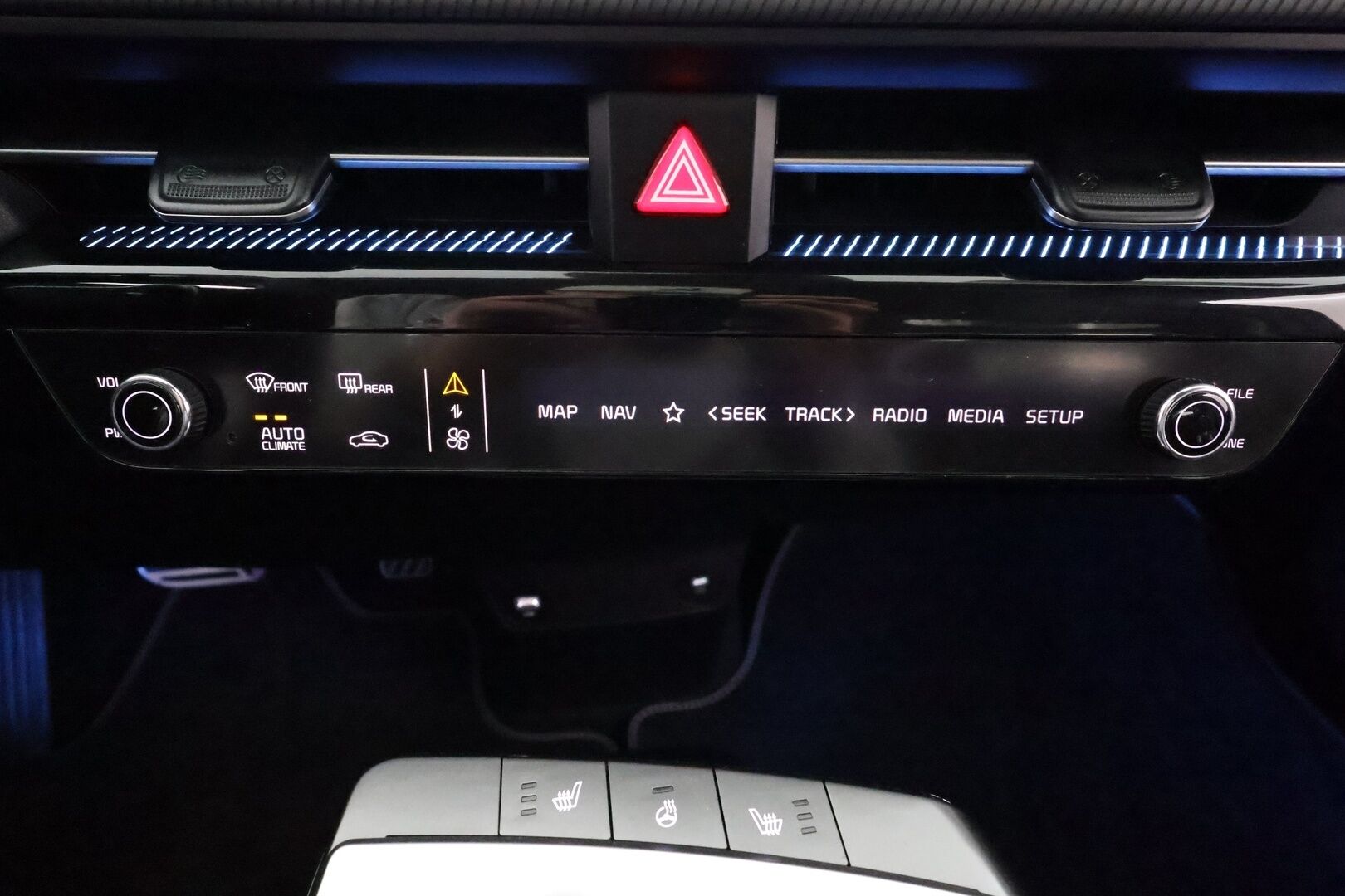 KIA EV6 2024 GT AWD 77 kWh 585 hv * ACC / HUD / Meridian / ILP / Adapt.LED / 360° / Keyless / Sporttipenkit * - Merkkihuollettu