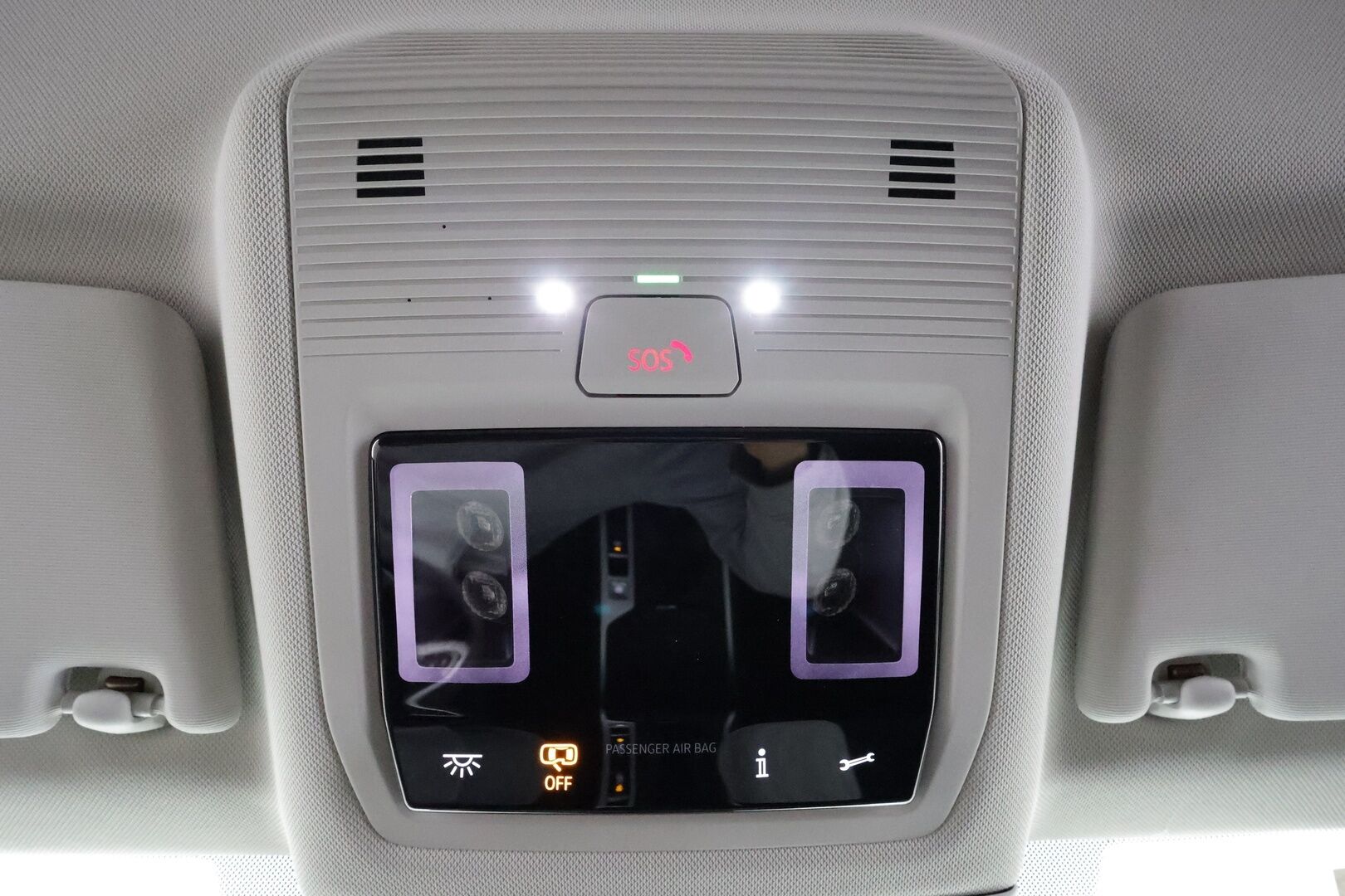 VOLKSWAGEN PASSAT 2025 Business 1.5 electric/TSI eHybrid 150kW 6-speed DSG * ACC / Akkukäyttöinen Lisälämmitin / Koukku / HUD / Matrix-LED * - Merkkihuollettu / Akku kuntotarkastettu